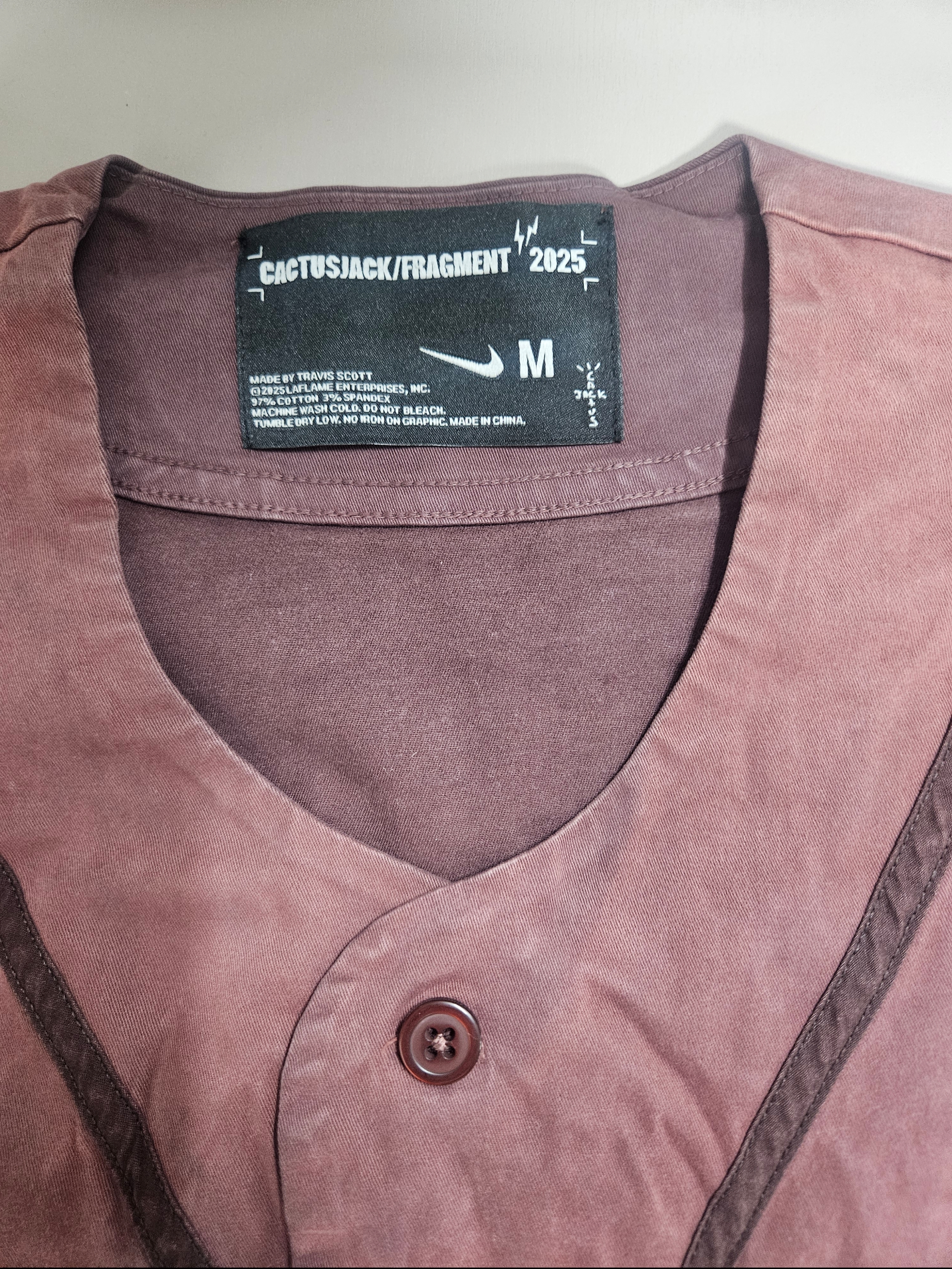 Travis Scott Cactus Jack x Fragment x Nike Tokyo Jack Retro Baseball Jersey Brown 착용 스타일 - 1