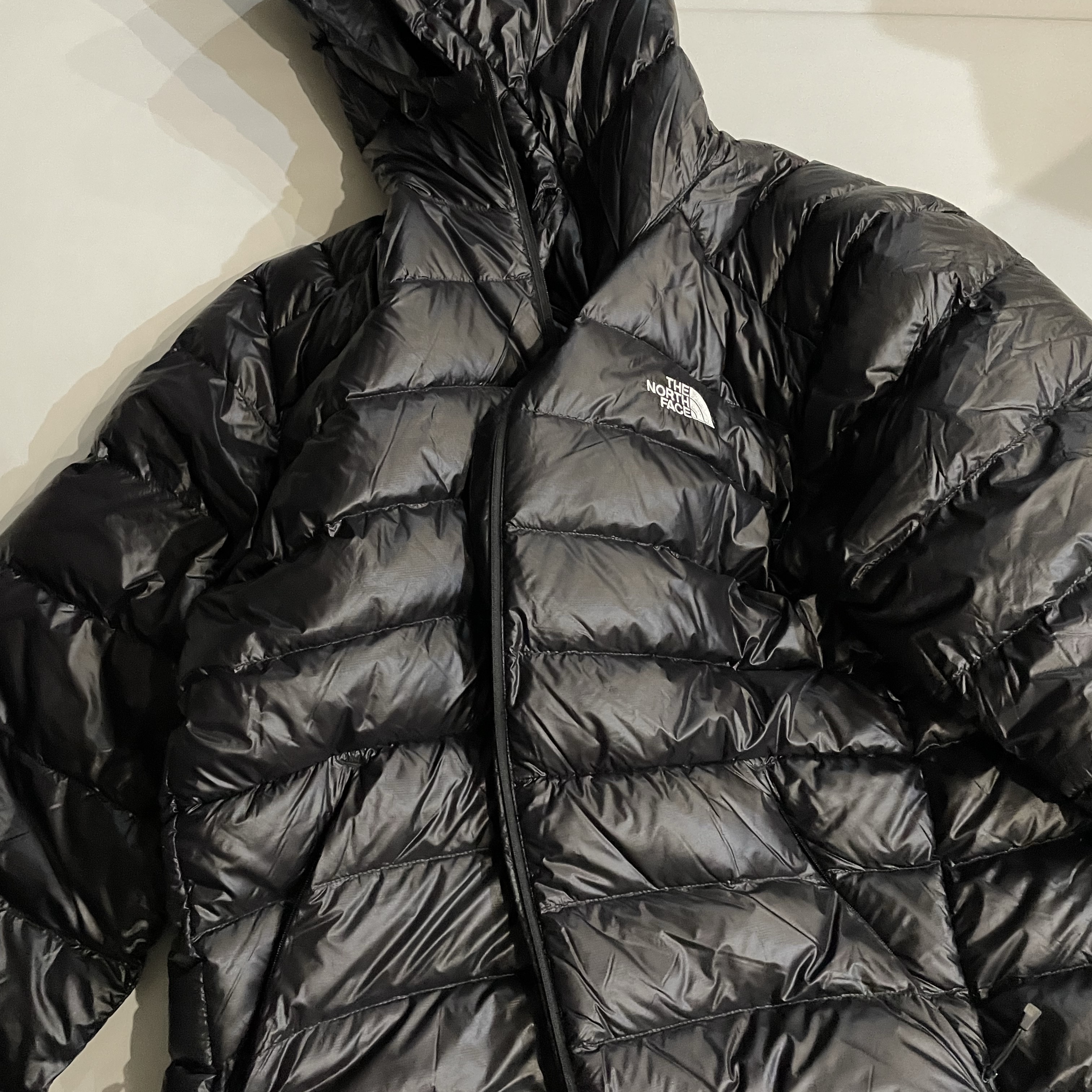 The North Face Matier EX RDS Down Hoodie Black 착용 스타일