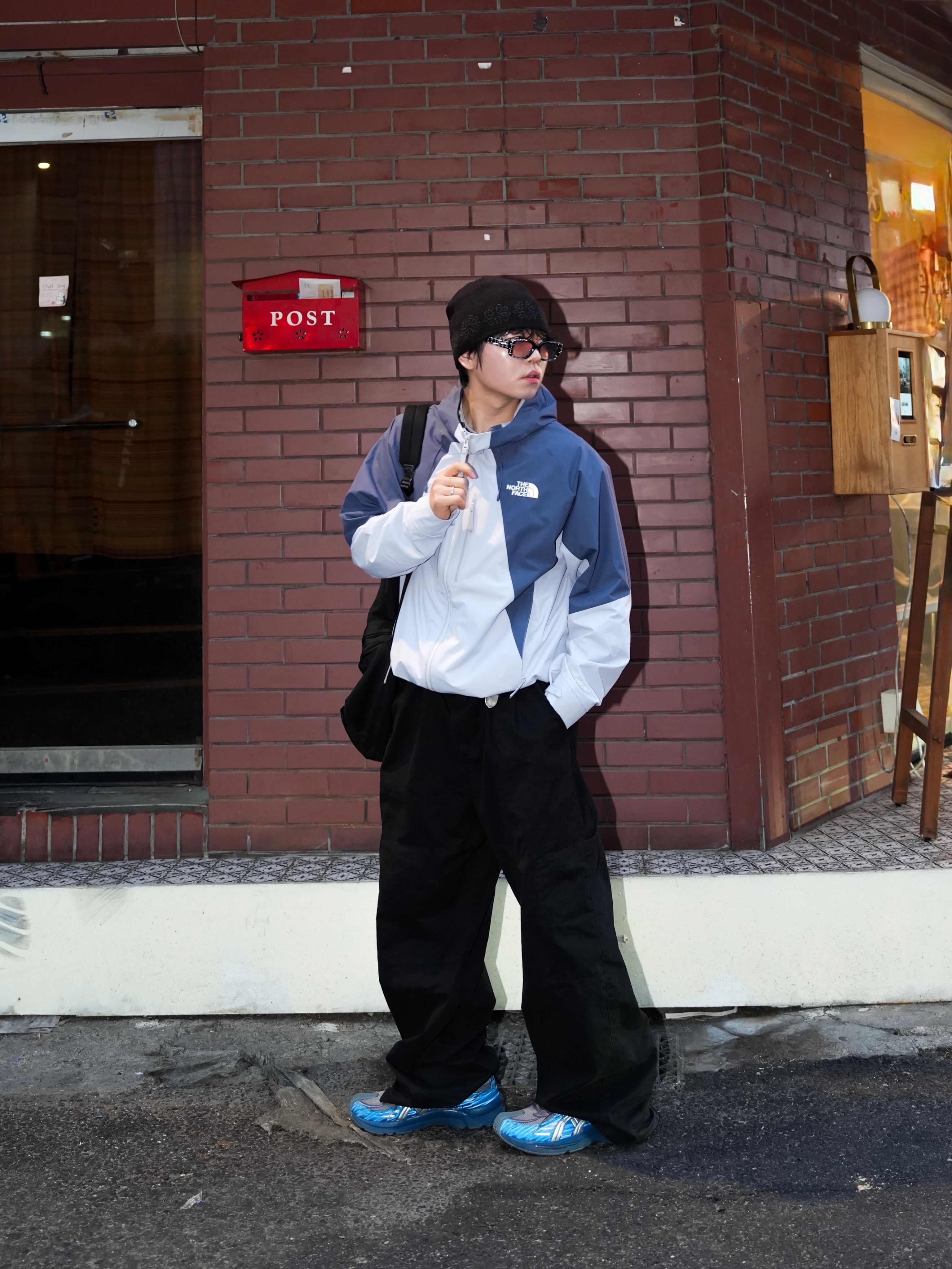 (W) Asics x Kiko Kostadinov Gel-Flammae Blue Ironclad 착용 스타일 - 1