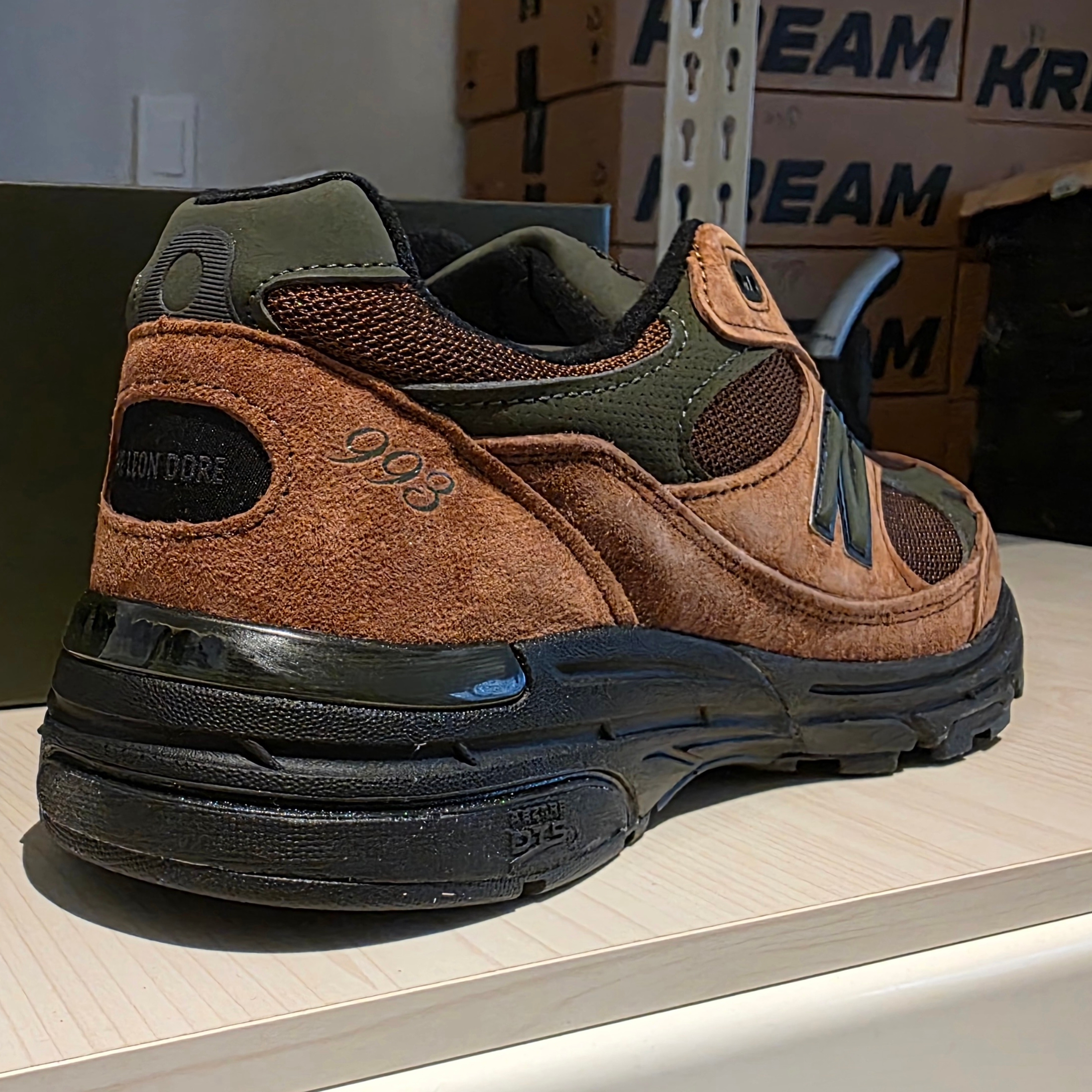 New Balance x Aime Leon Dore 993 Made in USA Brown 착용 스타일 - 1