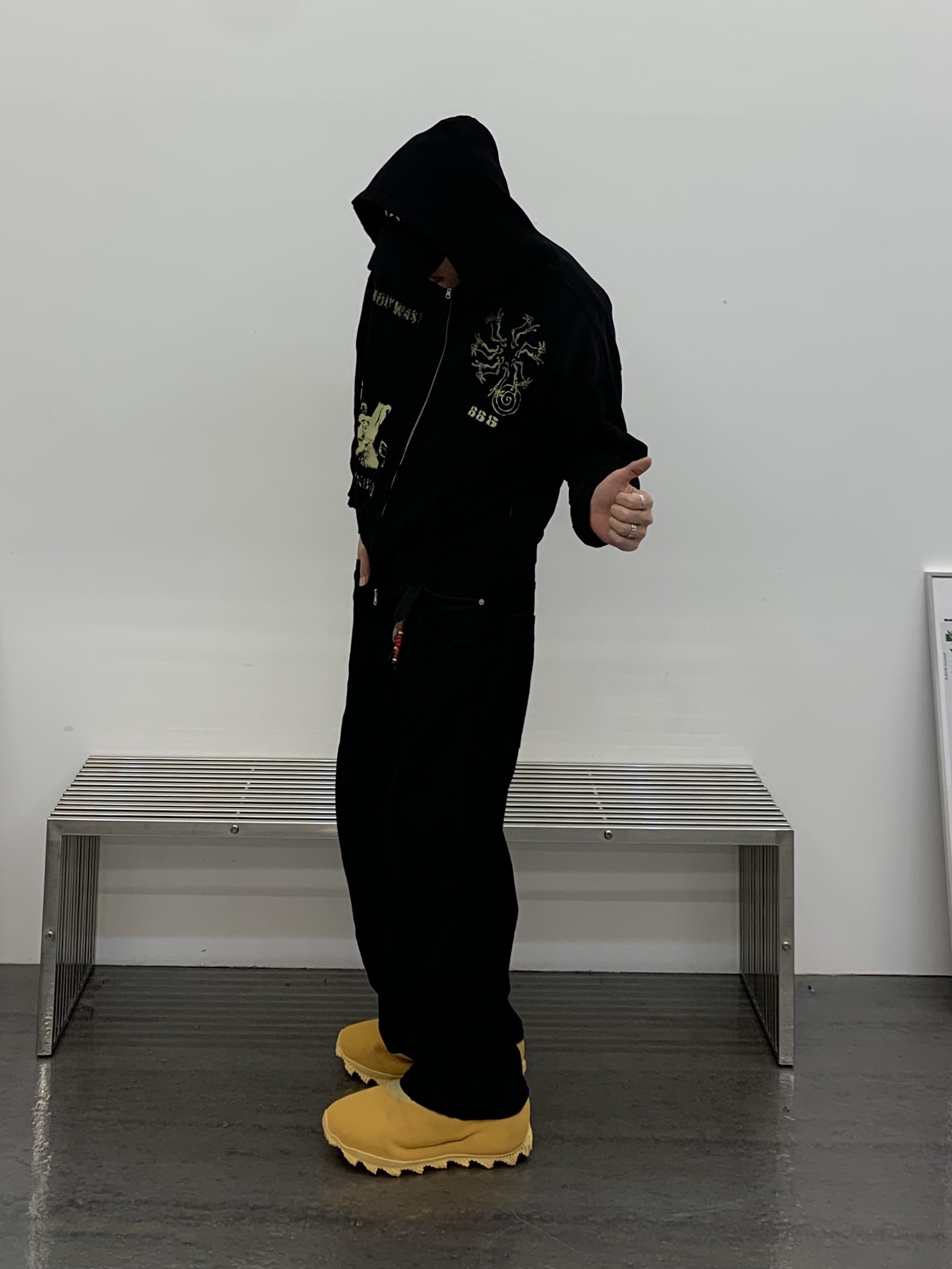 adidas Yeezy Knit RNR Boot Sulfur 착용 스타일 - 1