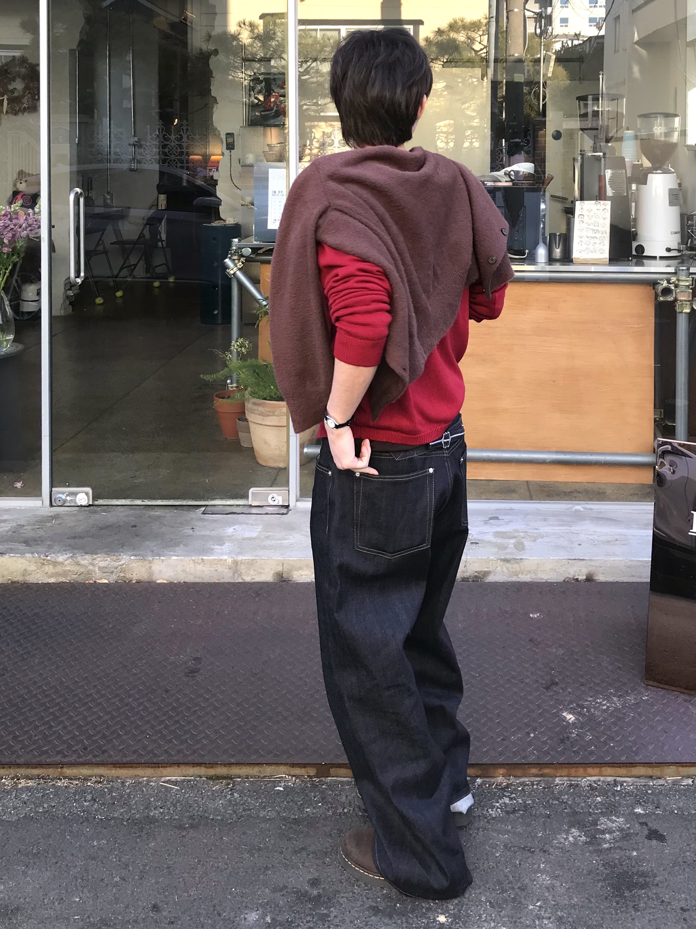 Casio LTP-1094E-7ARDF, Dr. Martens 1461 Crazy Horse Dark Brown 착용 스타일 - 4