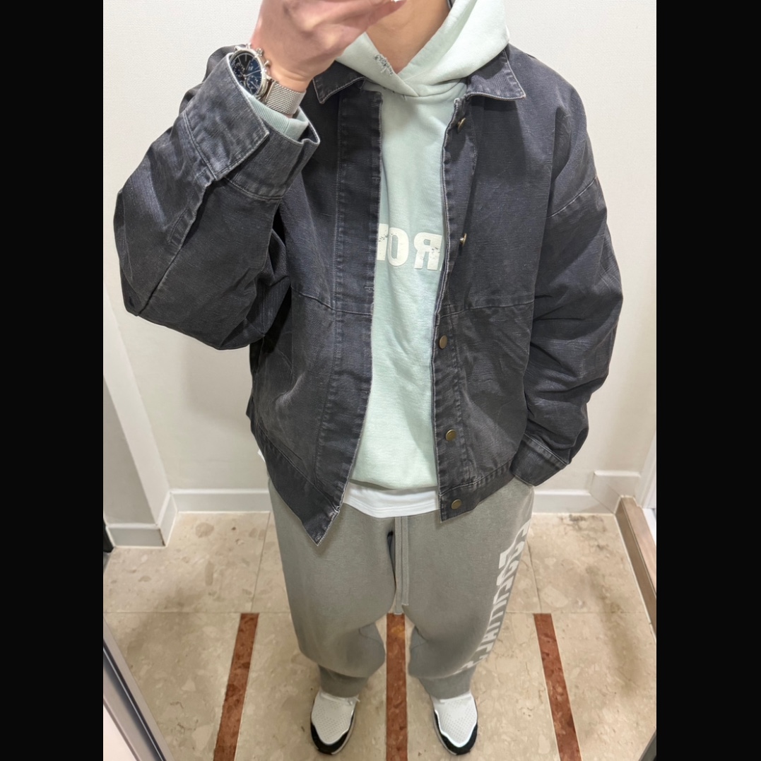 Essentials Fleece Relaxed Sweatpant Dark Heather - 24FW, Adidas Ultraboost 1.0 Cloud White Core Black 착용 스타일