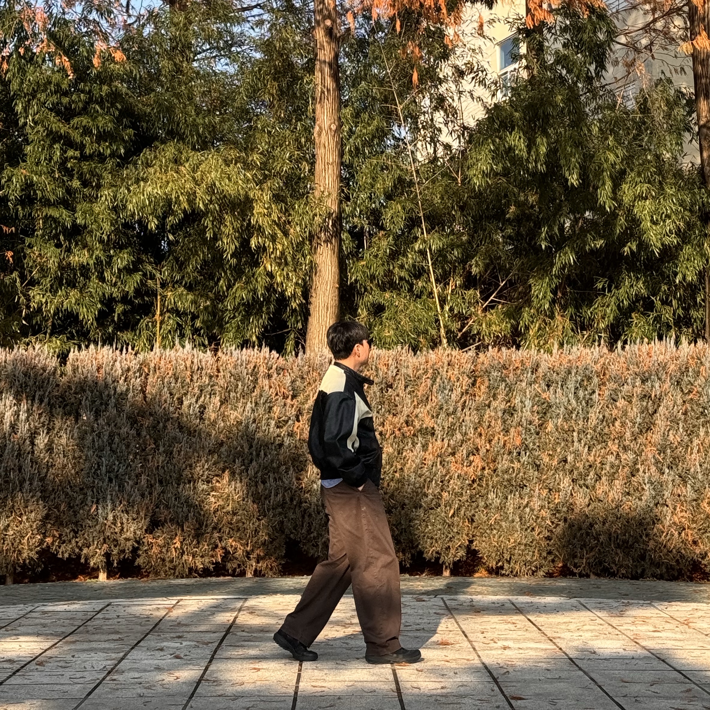 Arc'teryx Vertex Alpine Black 착용 스타일