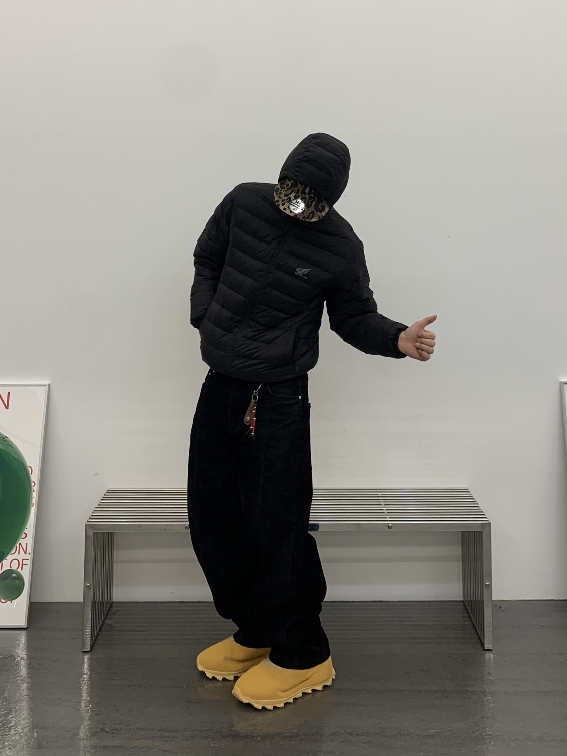 adidas Yeezy Knit RNR Boot Sulfur, Honda H-Tech Storm Shield Parka Black 착용 스타일 - 2