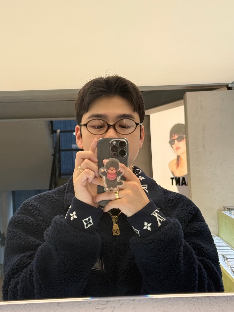 KREAM 프로필 이미지