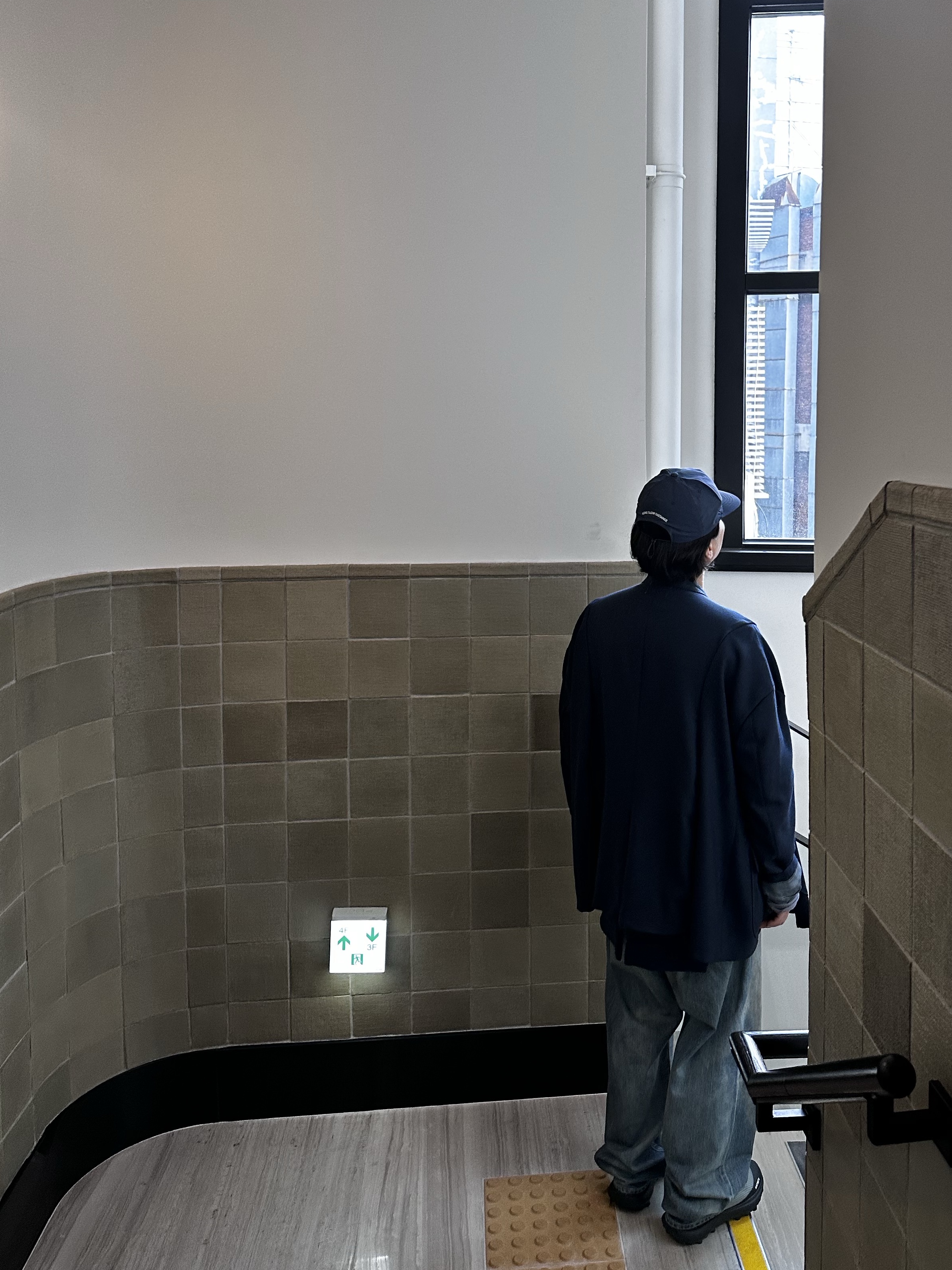 Satisfy Flitesilk 5-Panel Pinch Cap Navy, A.Presse No.37 Washed Wide Denim Pants Indigo - 26SS 착용 스타일 - 2