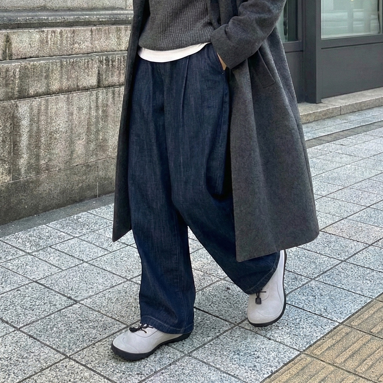 FCMM SPORT Aerora A-1 Grey 착용 스타일