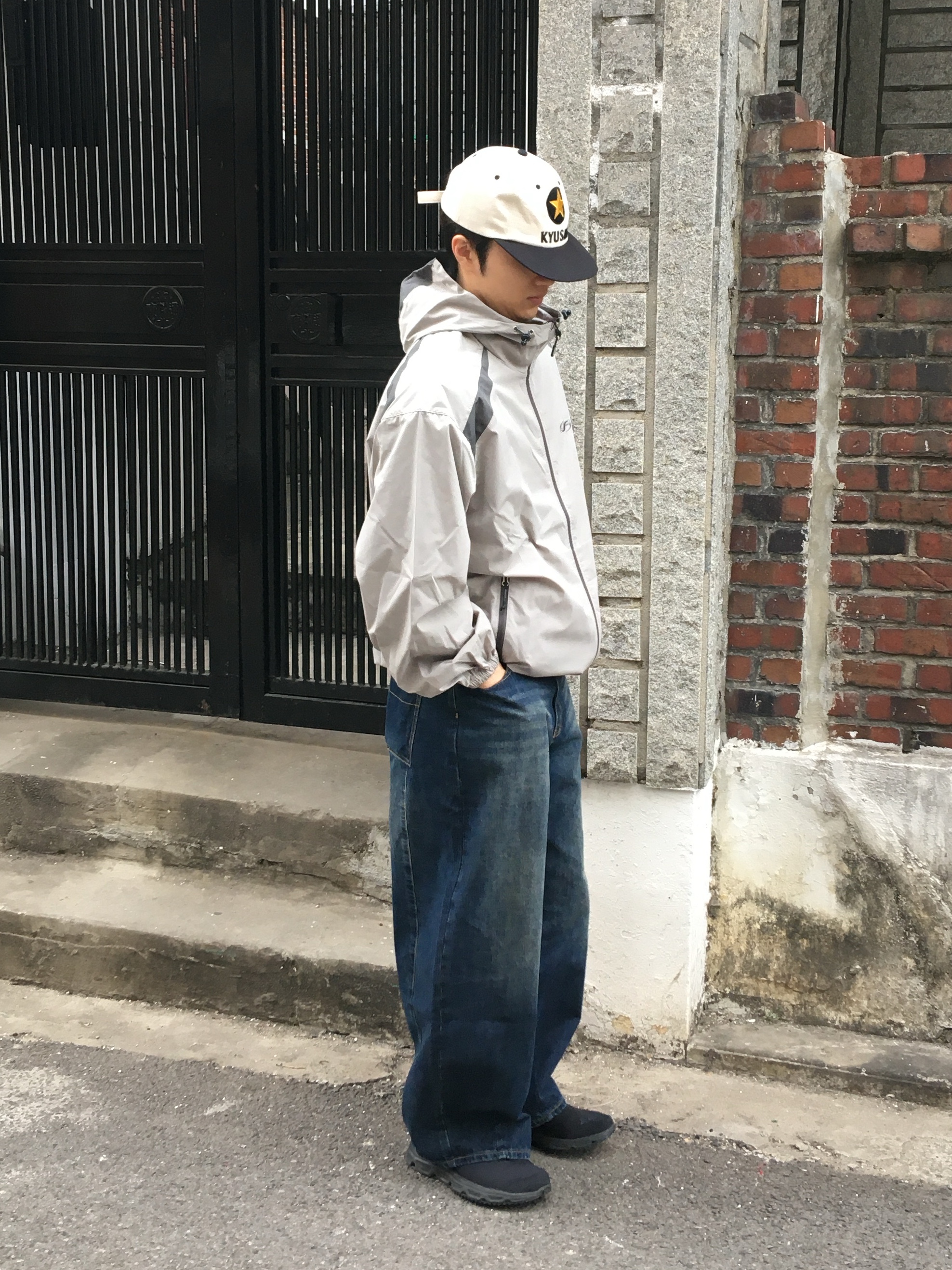 Aoiro KYUSHU Star ビール Cap, Salomon RX Snug Black Magnet 착용 스타일