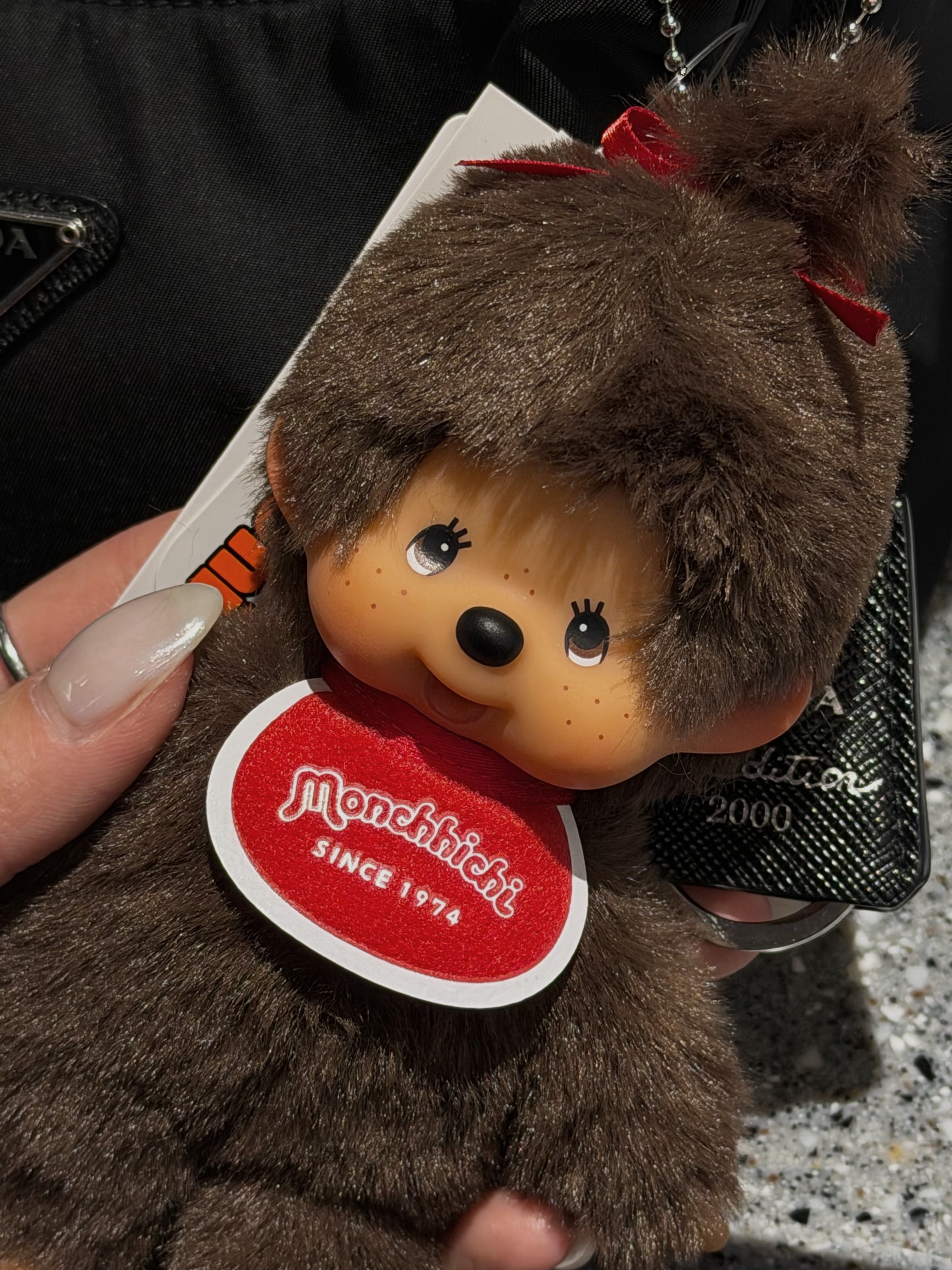 Monchhichi SS Girl Key Chain Brown 착용 스타일