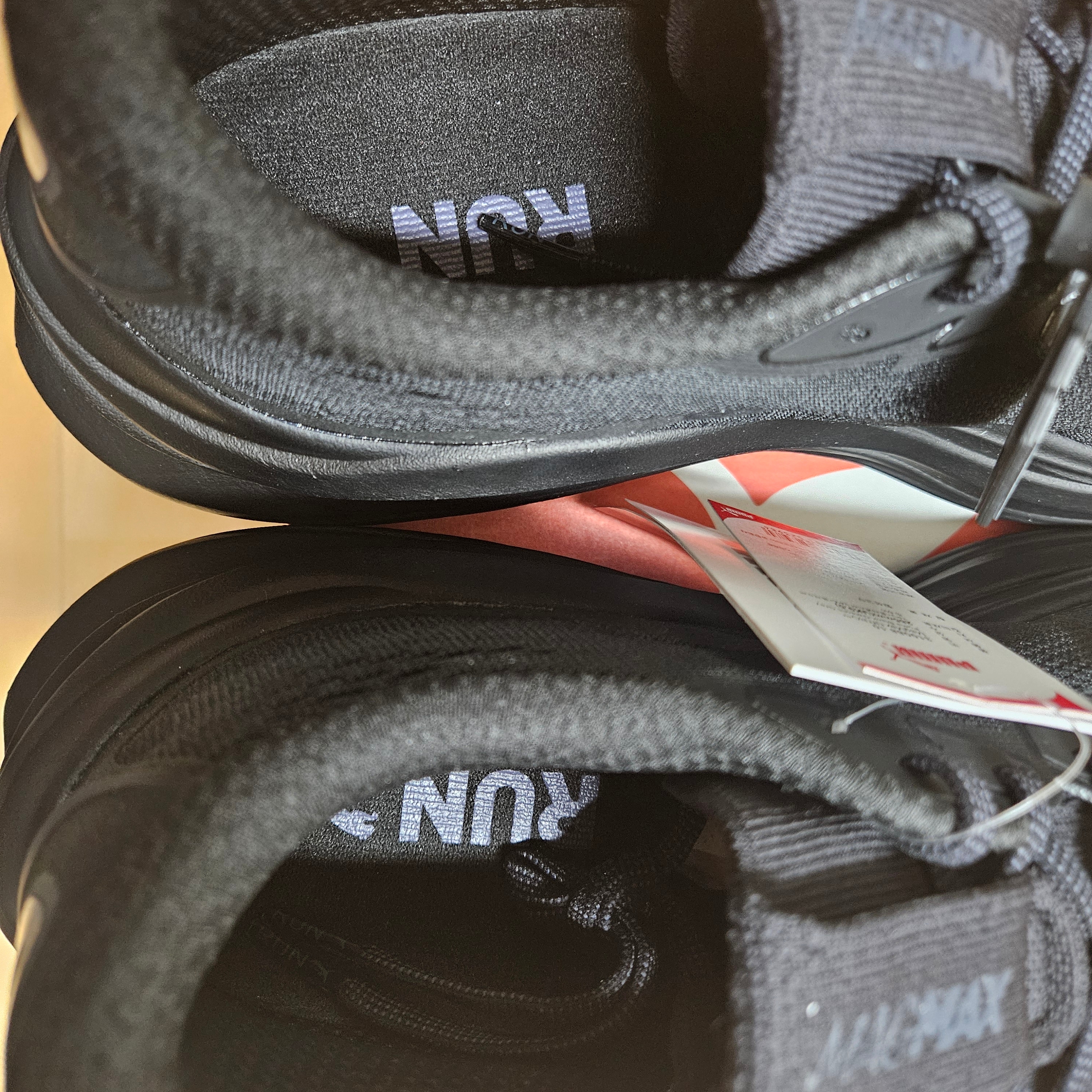 Puma Magmax Nitro Black Galactic Gray 착용 스타일 - 10