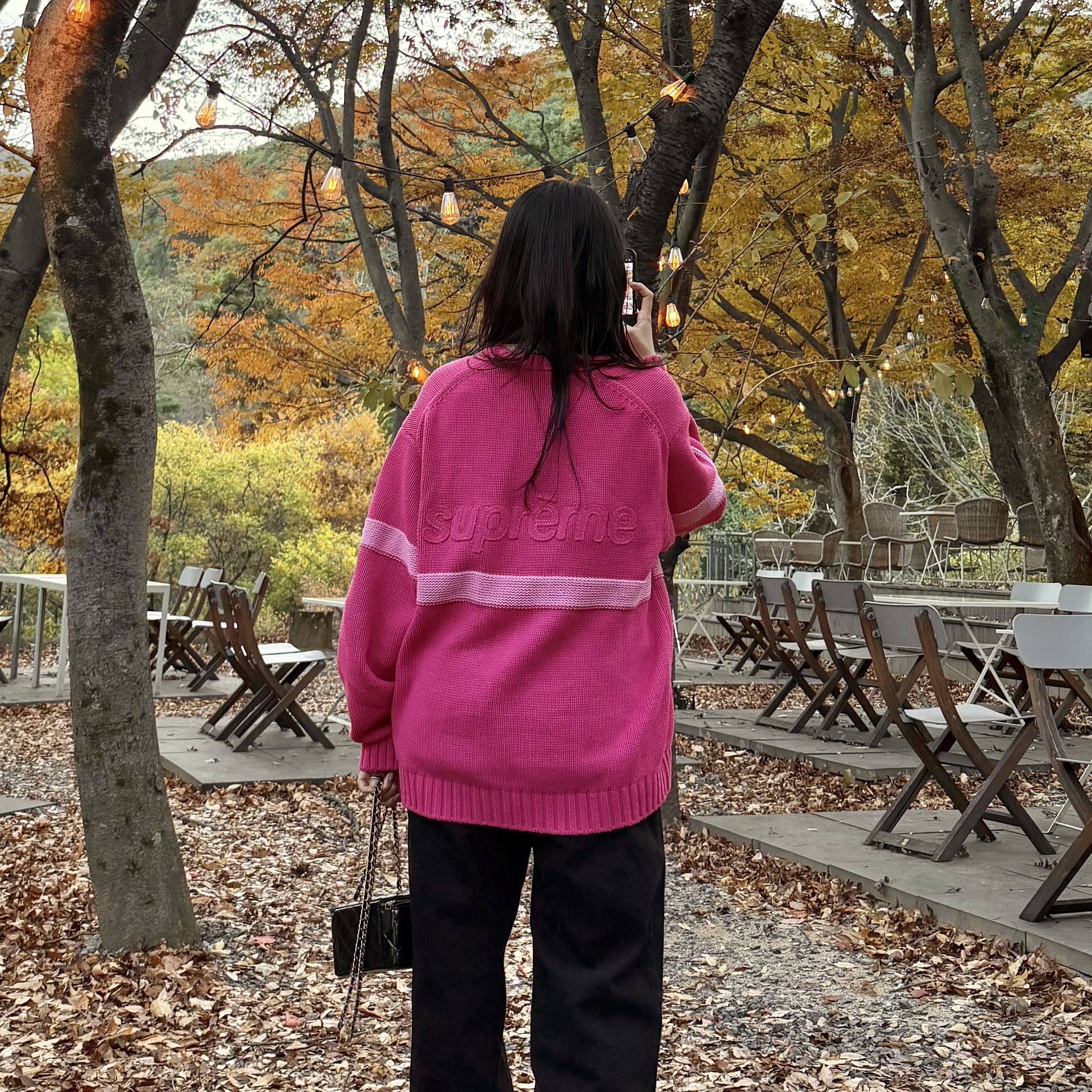 Supreme Tonal Applique Sweater Dark Pink - 25SS 착용 스타일