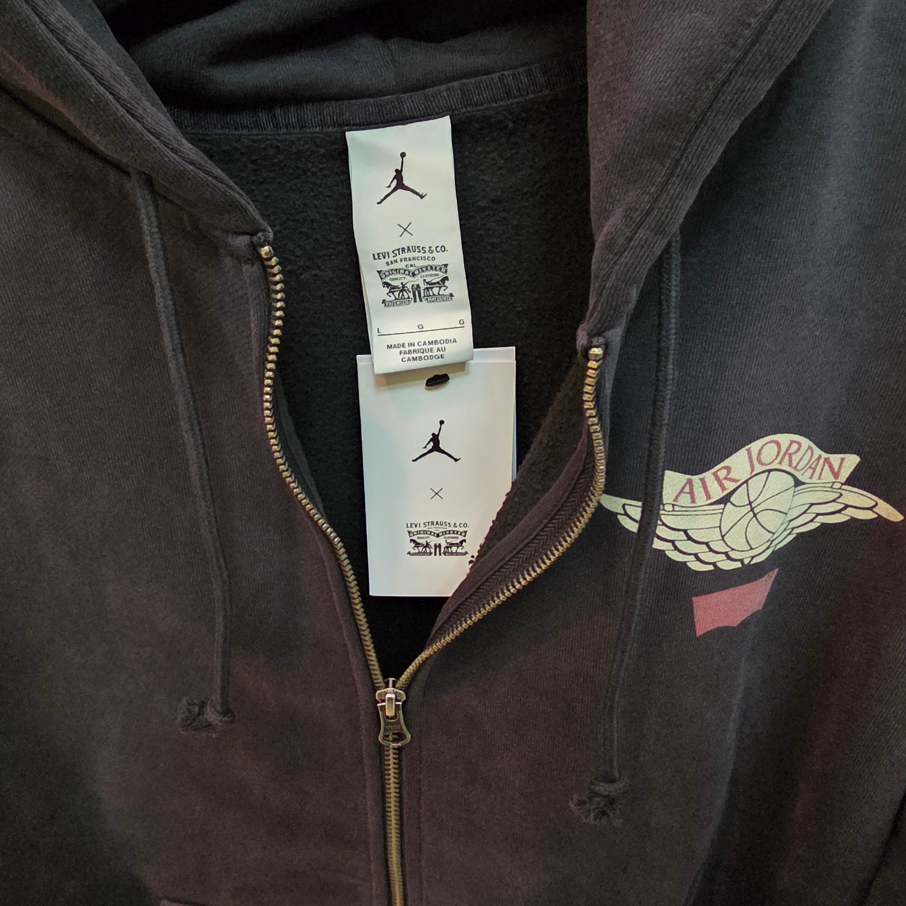 Jordan x Levi's Full Zip Hoodie Black (IM6734-010) 착용 스타일 - 3