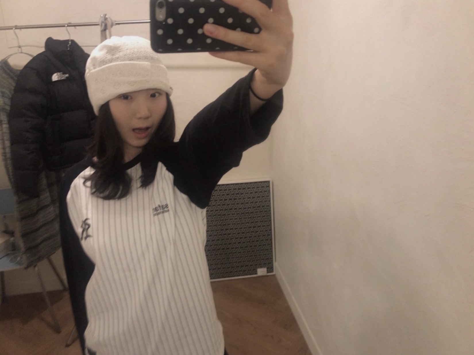 Safarispot Region Motors Club Baseball Team Long Sleeve, MILLO WOMEN Pointelle Symbol Beanie Ecru 착용 스타일 - 4