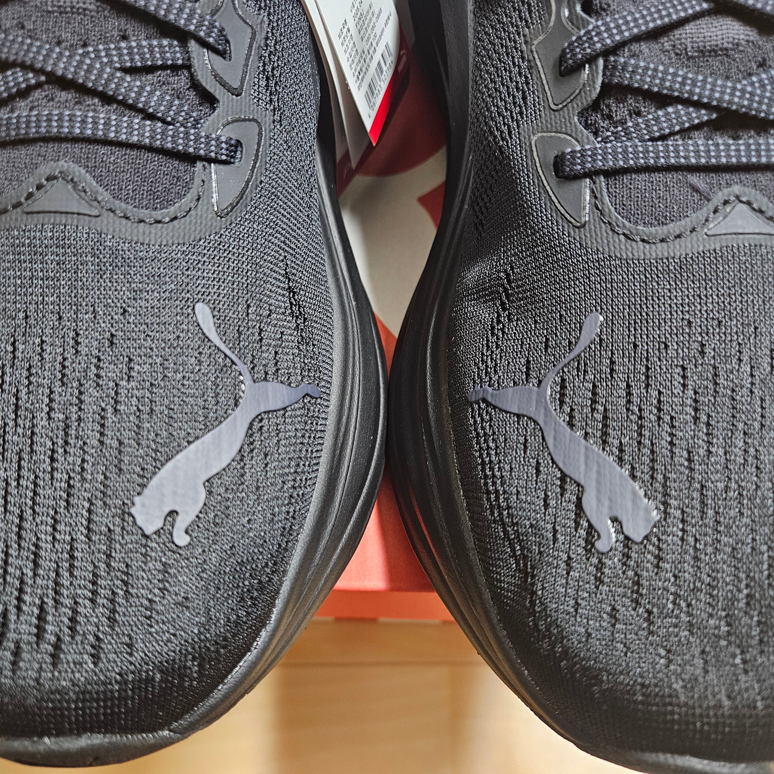 Puma Magmax Nitro Black Galactic Gray 착용 스타일 - 9