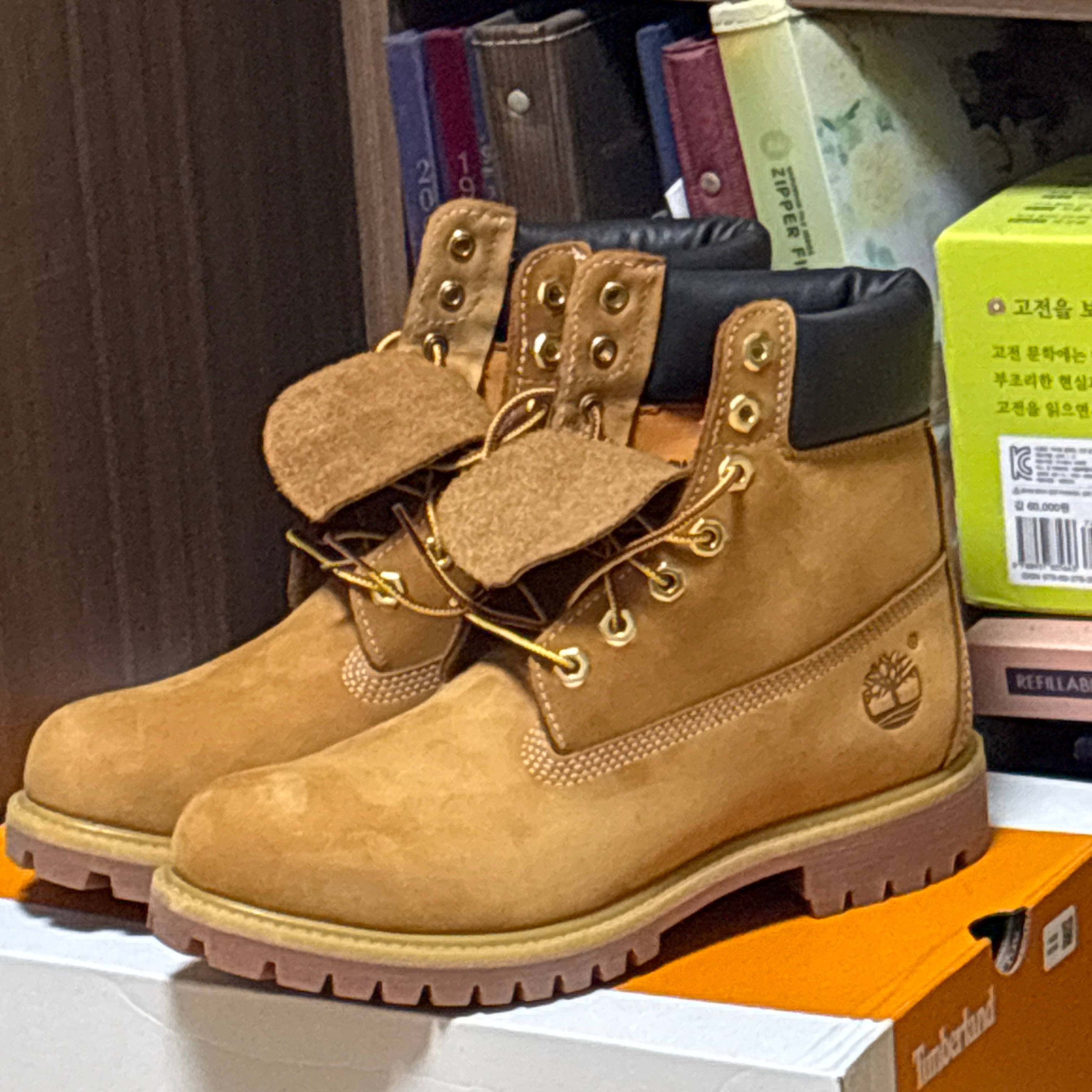 Timberland Premium 6 inch Waterproof Boot Wheat Nubuck - Wide 착용 스타일