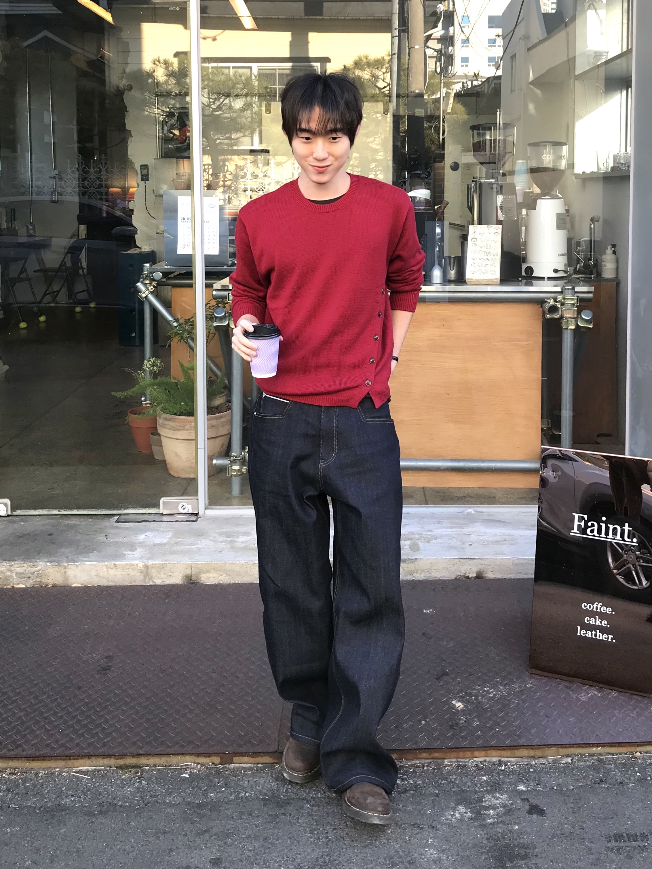 Casio LTP-1094E-7ARDF, Dr. Martens 1461 Crazy Horse Dark Brown 착용 스타일 - 5