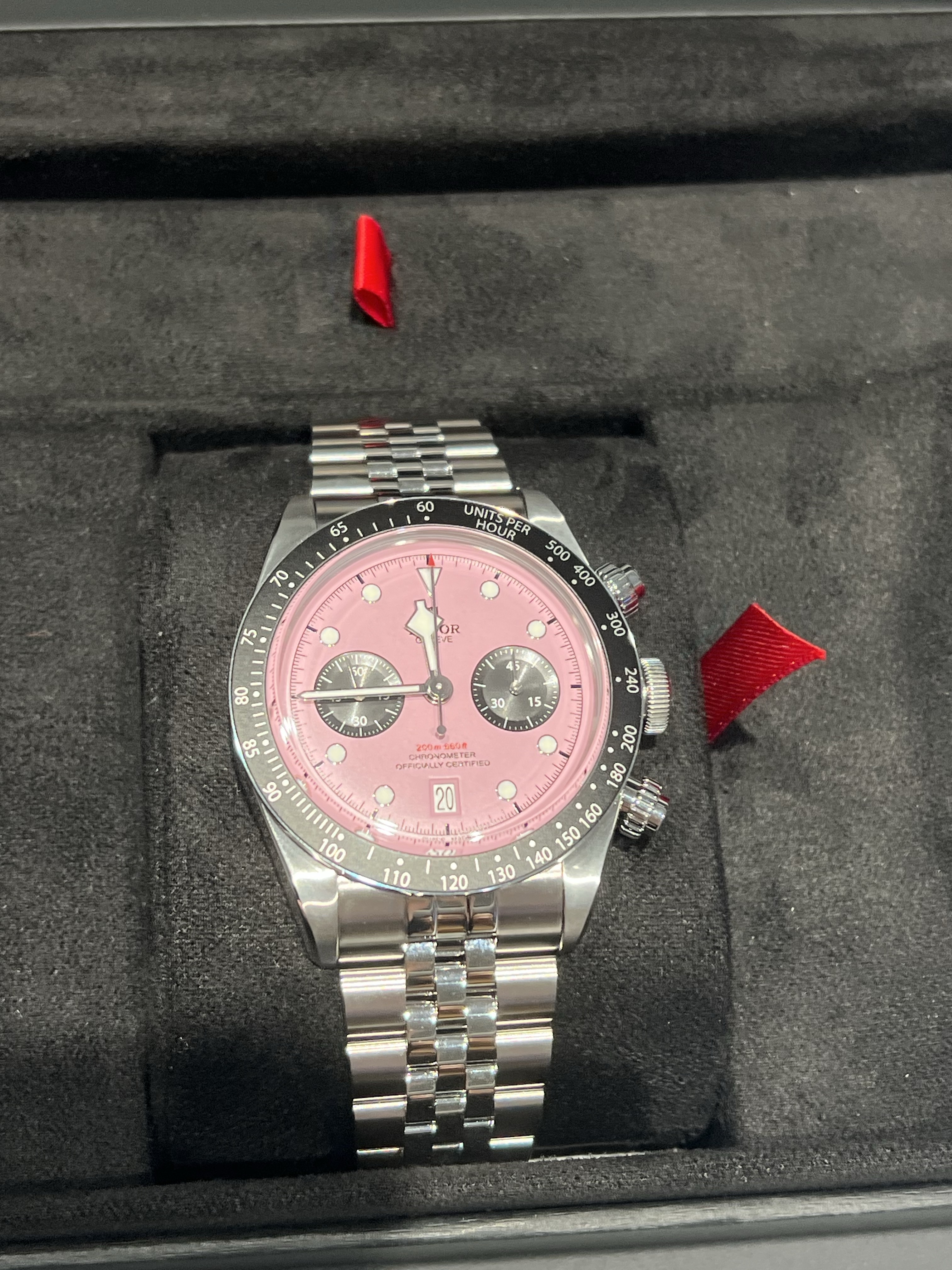 (W) Tudor Black Bay Chrono MT5813 Steel Bracelet Pink 착용 스타일