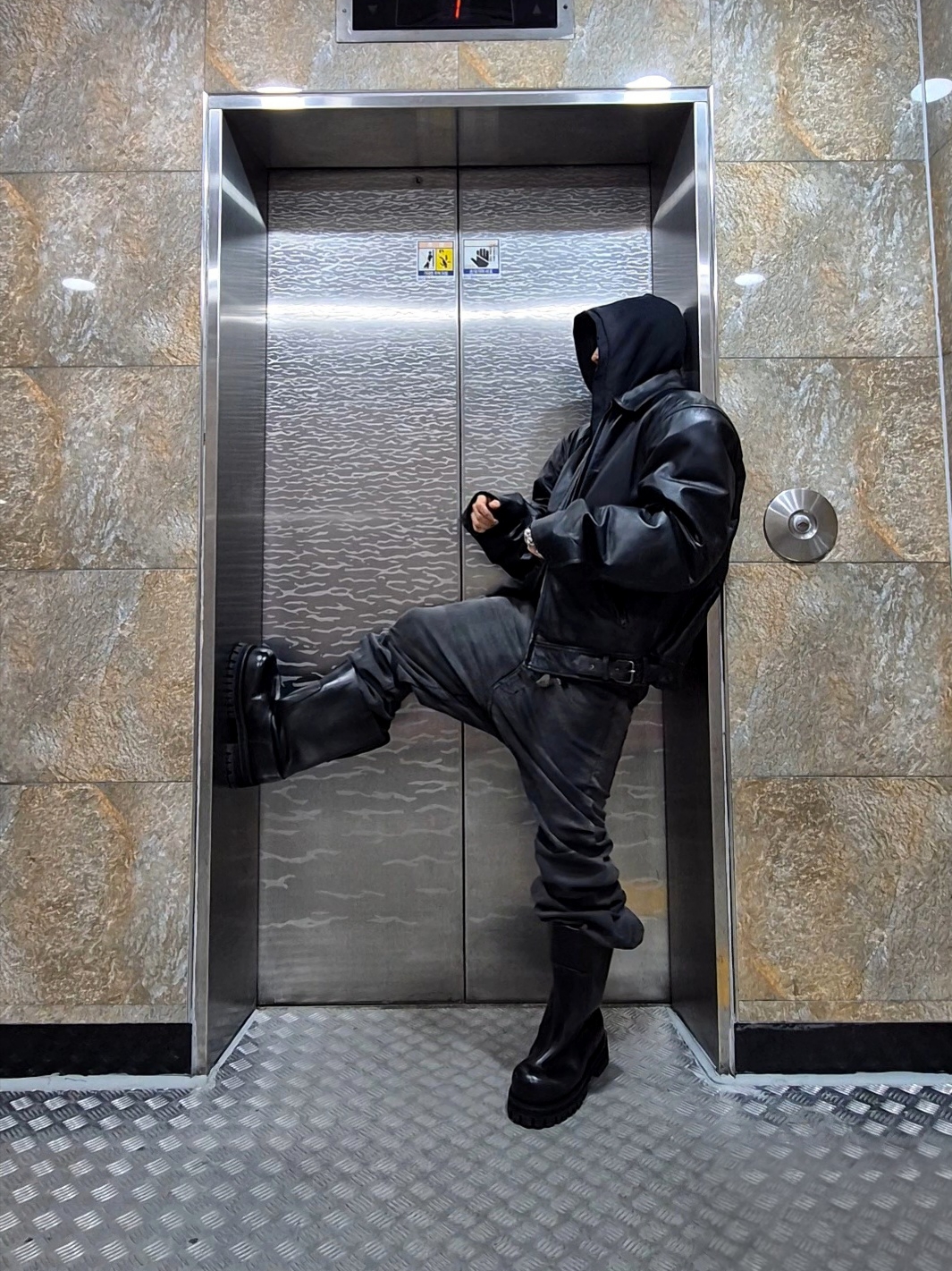 Project G/R Biker's Leather Jacket Black 착용 스타일