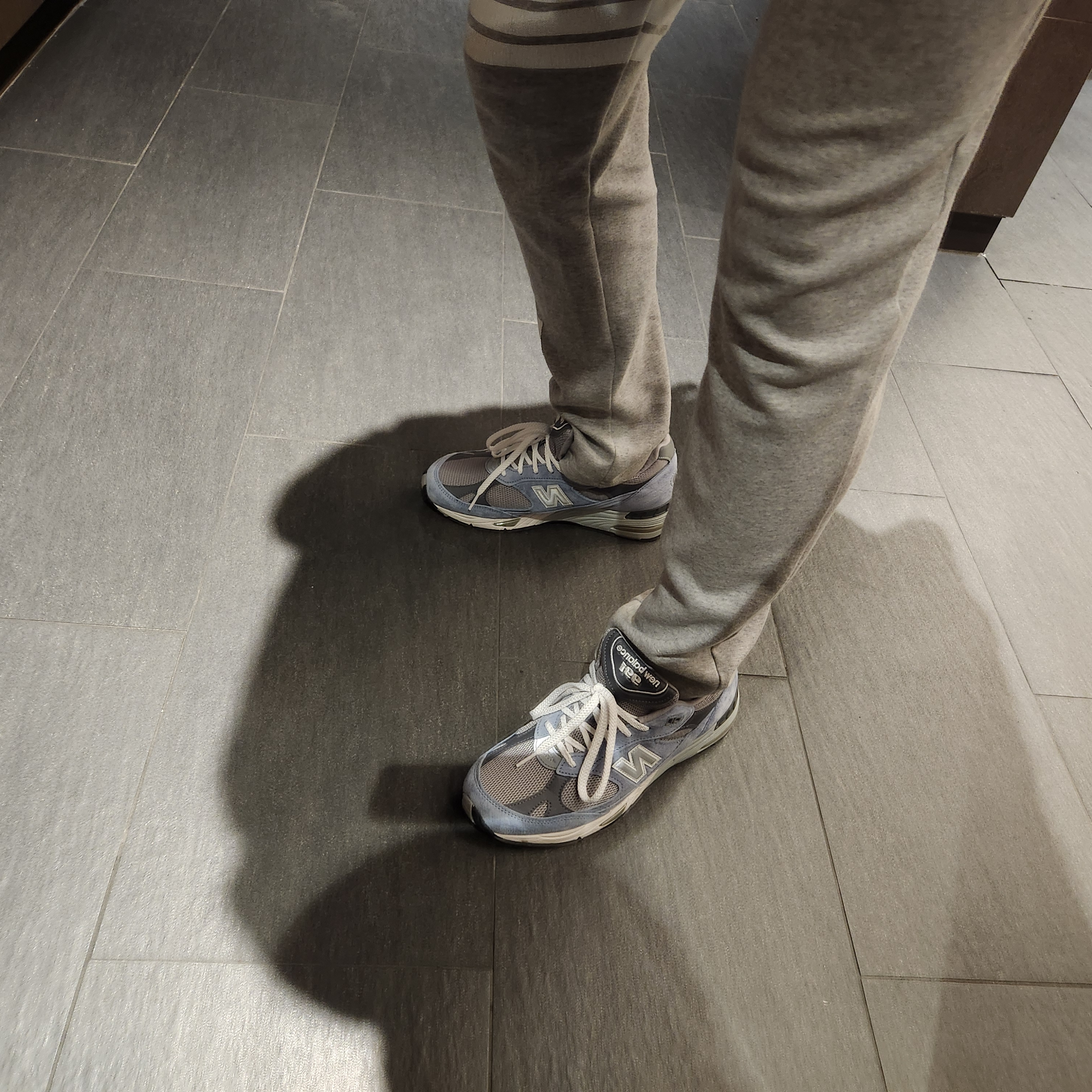 New Balance 991 Made in UK Dusty Blue 착용 스타일