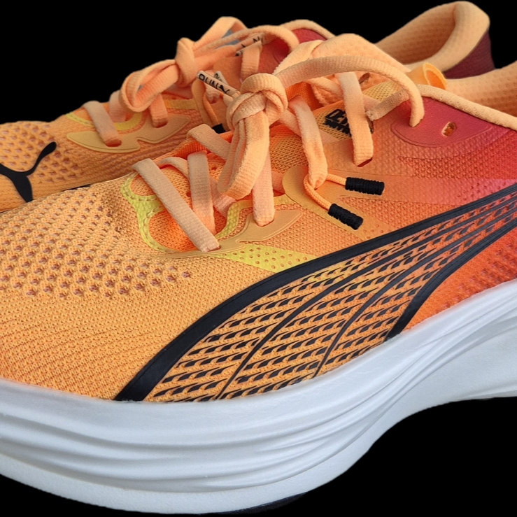 Puma Deviate Nitro 3 Fade Sun Stream Sunset Glow 착용 스타일 - 3
