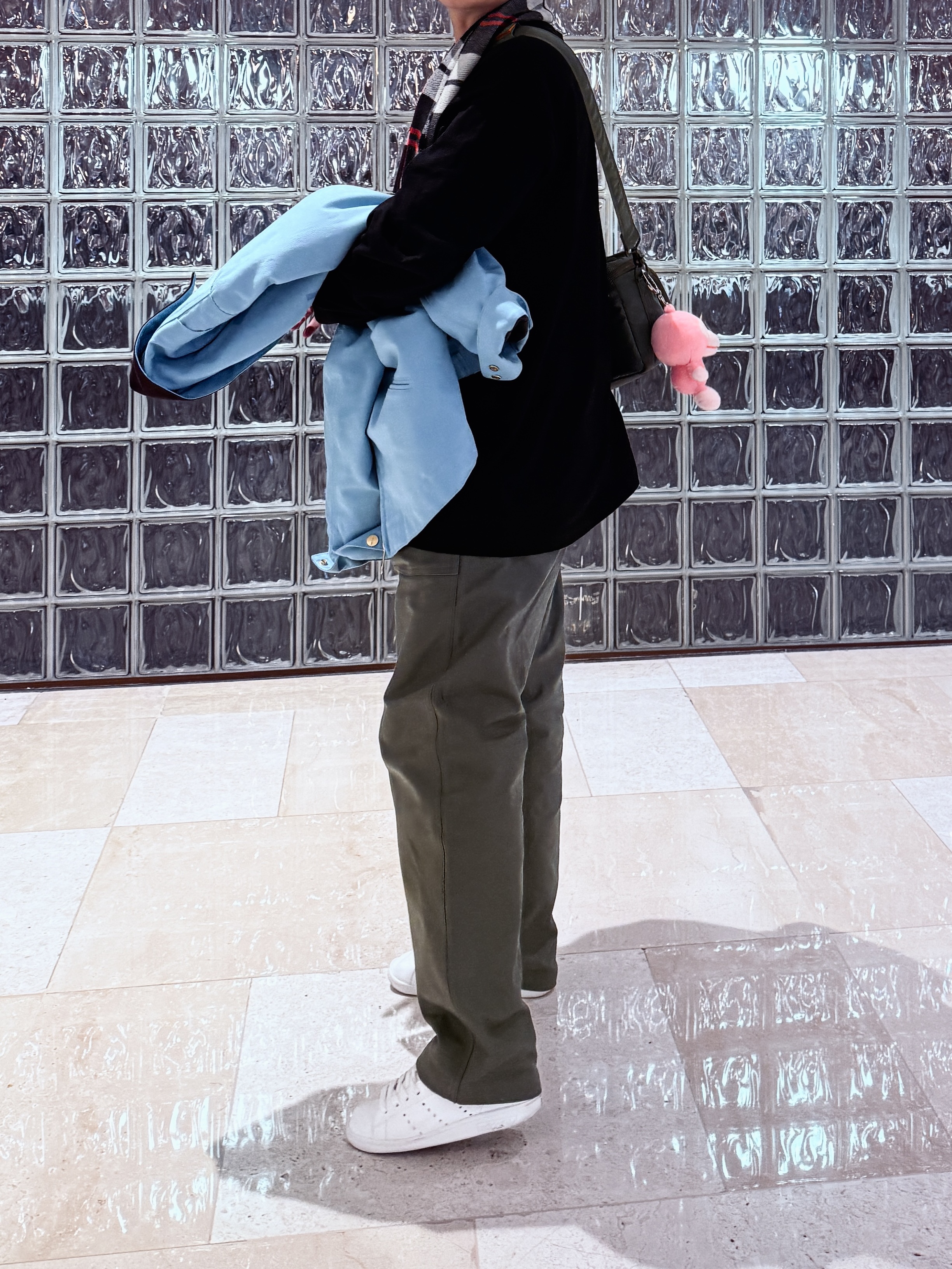 (W) Balenciaga x Adidas Stan Smith Core White Green, Carhartt WIP x IAB Studio OG Detroit Jacket Milky Blue 착용 스타일 - 2