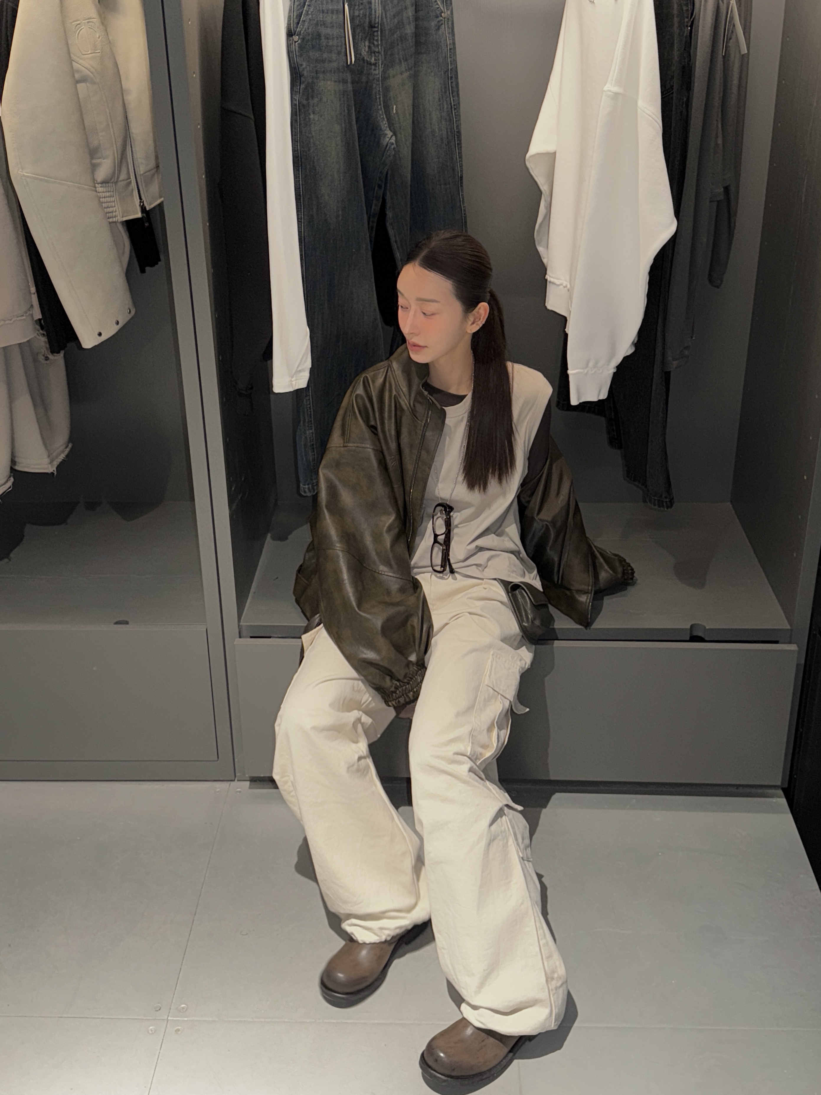 [6% 적립] NegativeThree  Slouchy Long Boots Washed Brown 착용 스타일 - 4