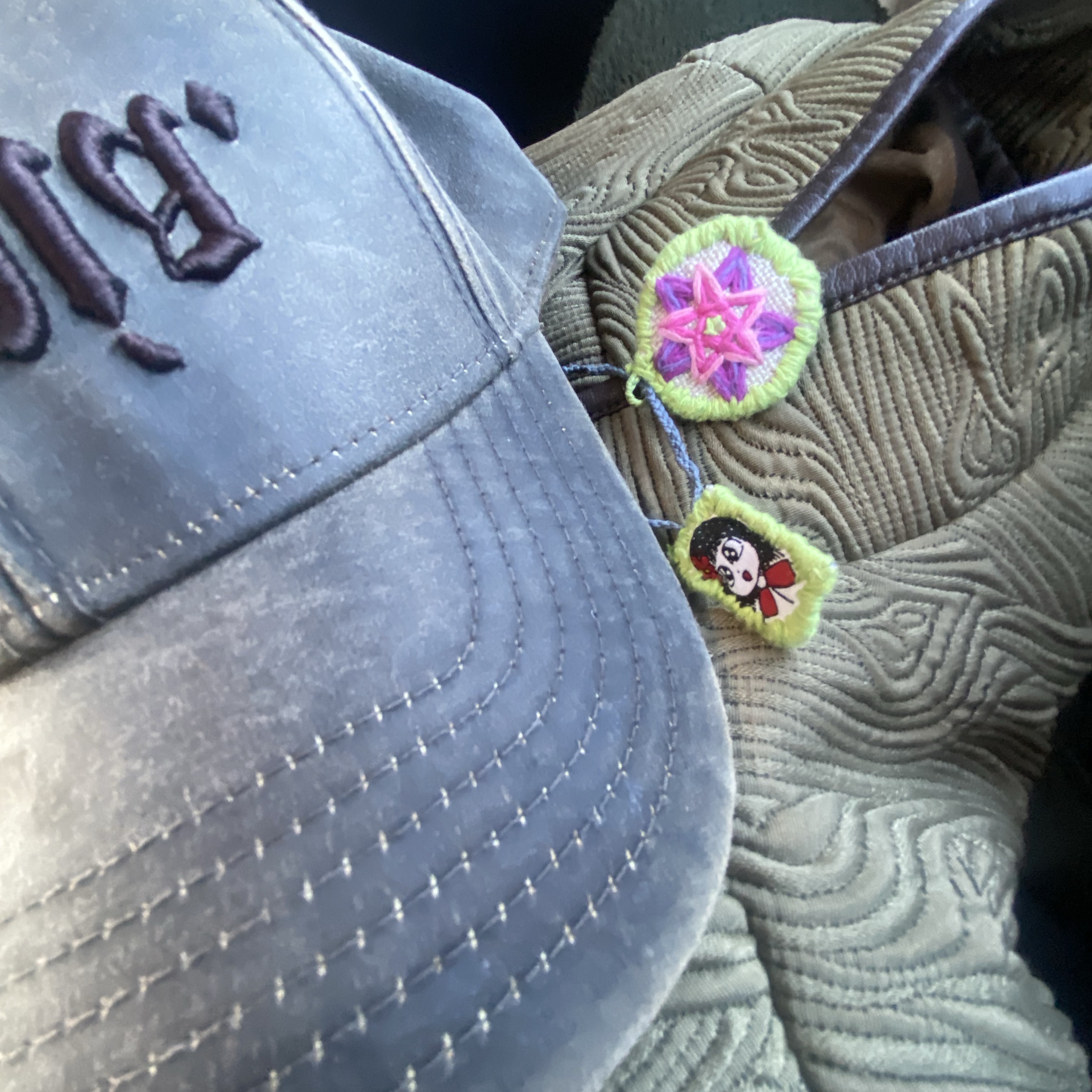 Travis Scott Cactus Jack Utopia Wax Hat Brown 착용 스타일