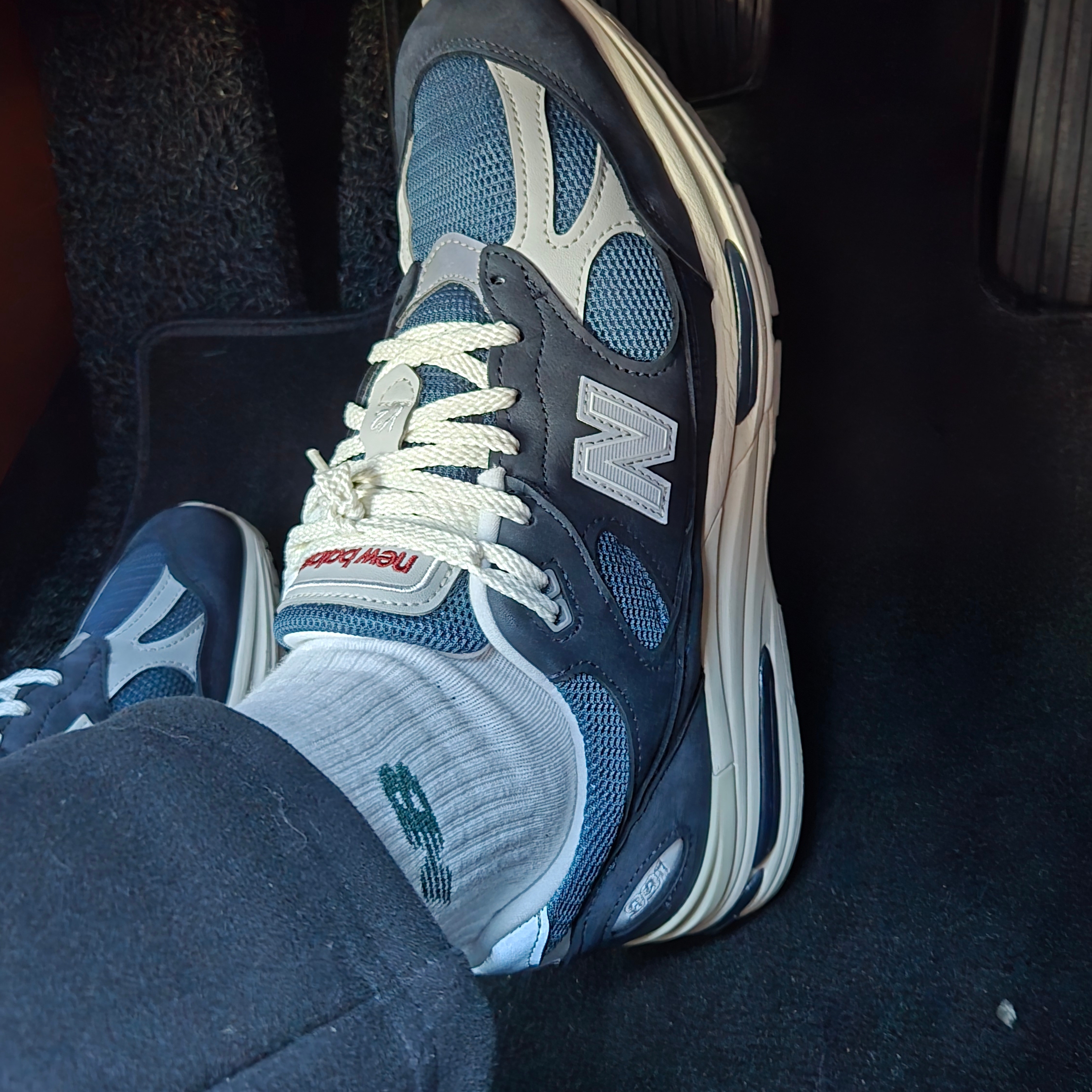 New Balance 991v2 Made in UK Total Eclipse Indian Teal 착용 스타일 - 4