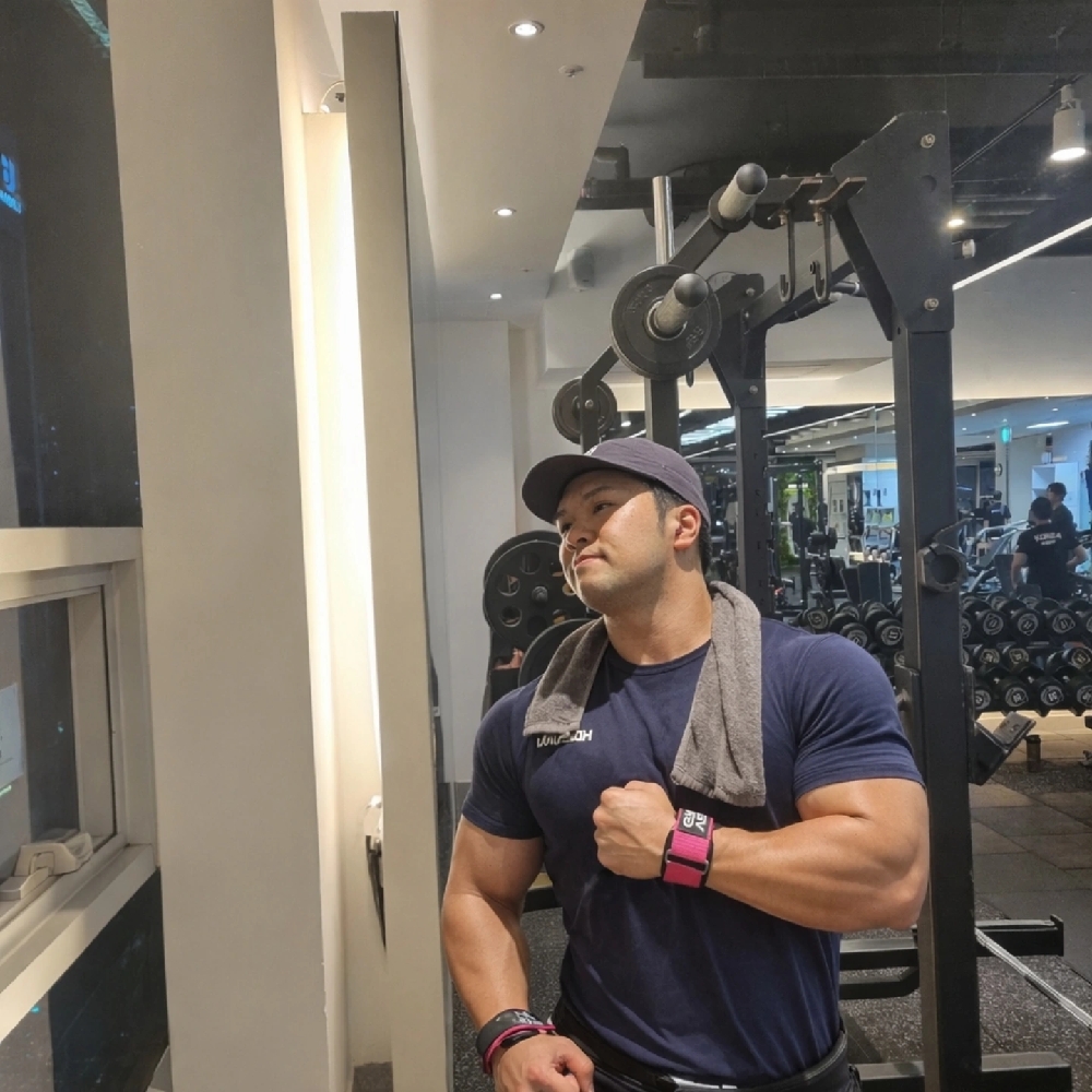 KREAM 프로필 이미지