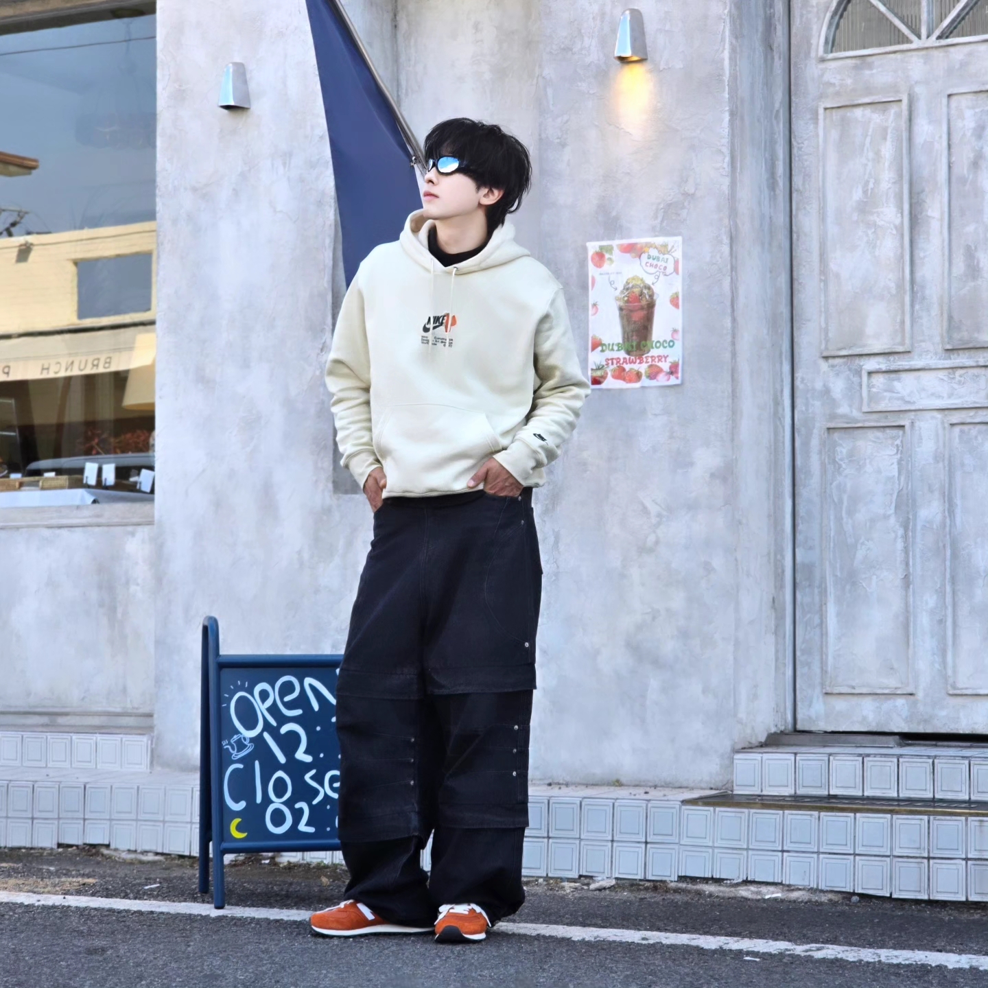 Nike Club Fleece Pullover Hoodie Light Khaki, Flavorism Double Layered Wide Denim Pants Black 착용 스타일 - 6
