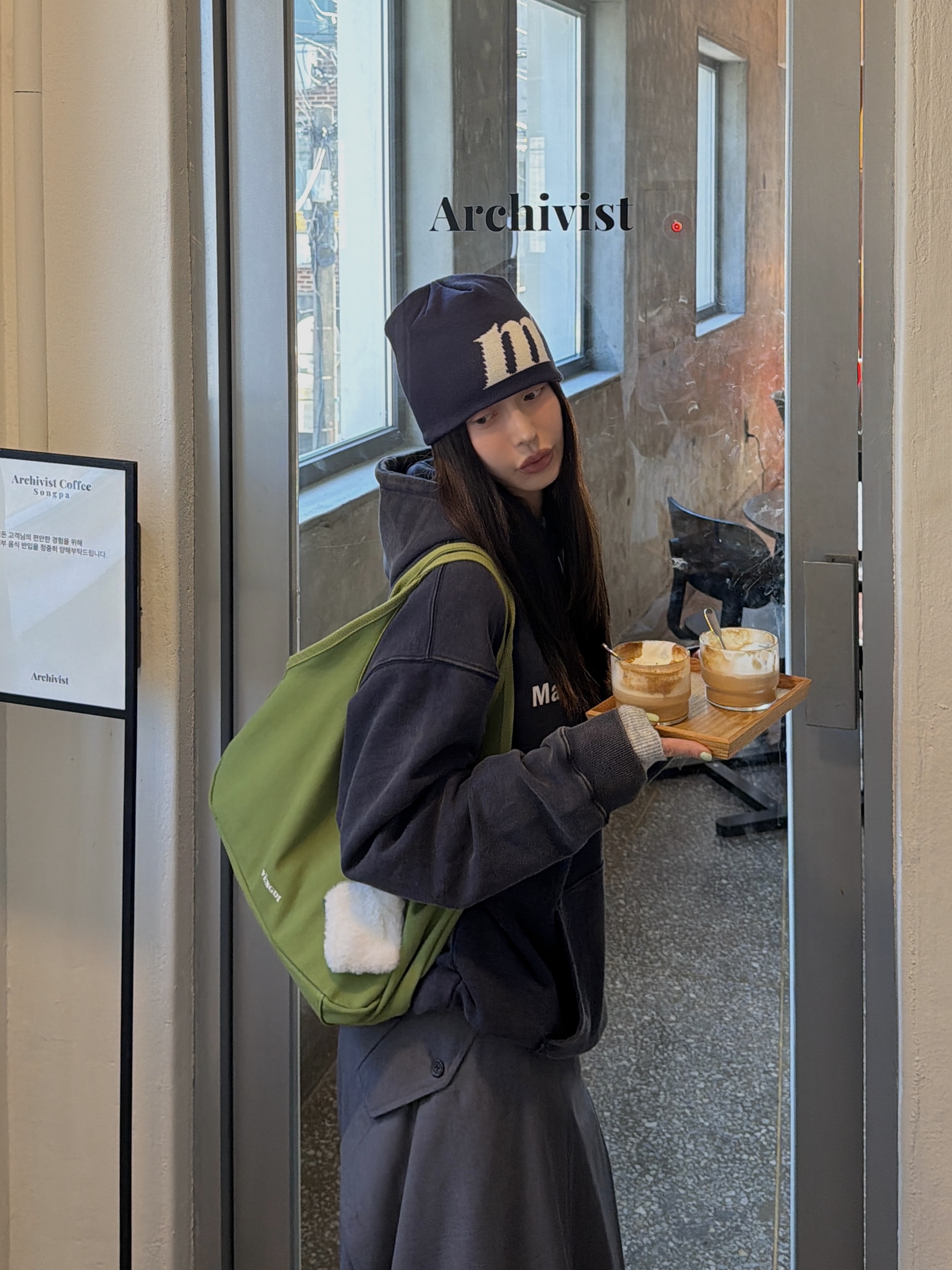 Manhattan Records M Logo Beanie - Navy, Nike Tiempo Legend 10 Academy TF Lemonade Black 착용 스타일 - 1