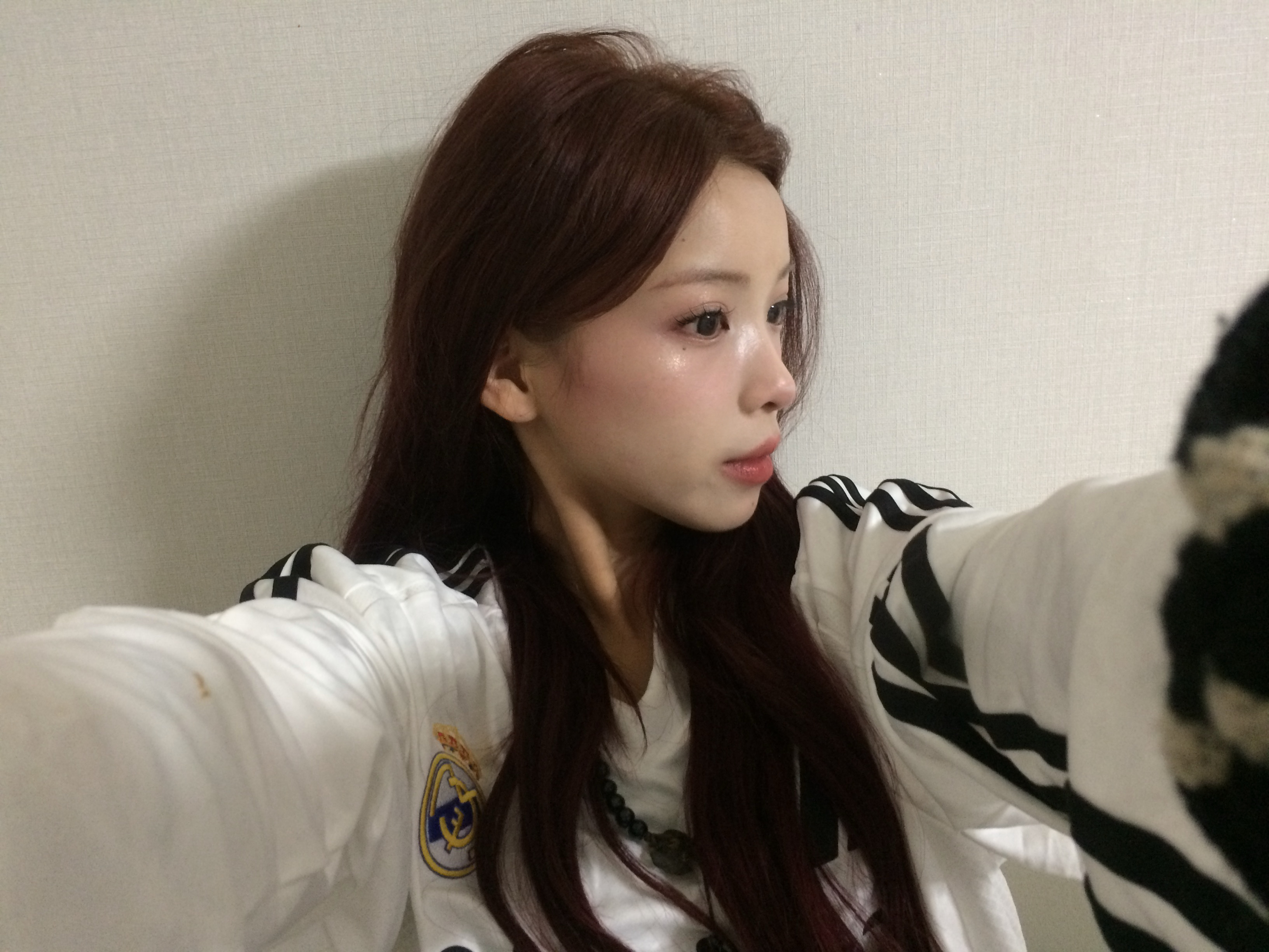 Adidas Real Madrid 2024/25 Home Long Sleeve Jersey White - KR Sizing (Non Marking Ver.) 착용 스타일 - 3