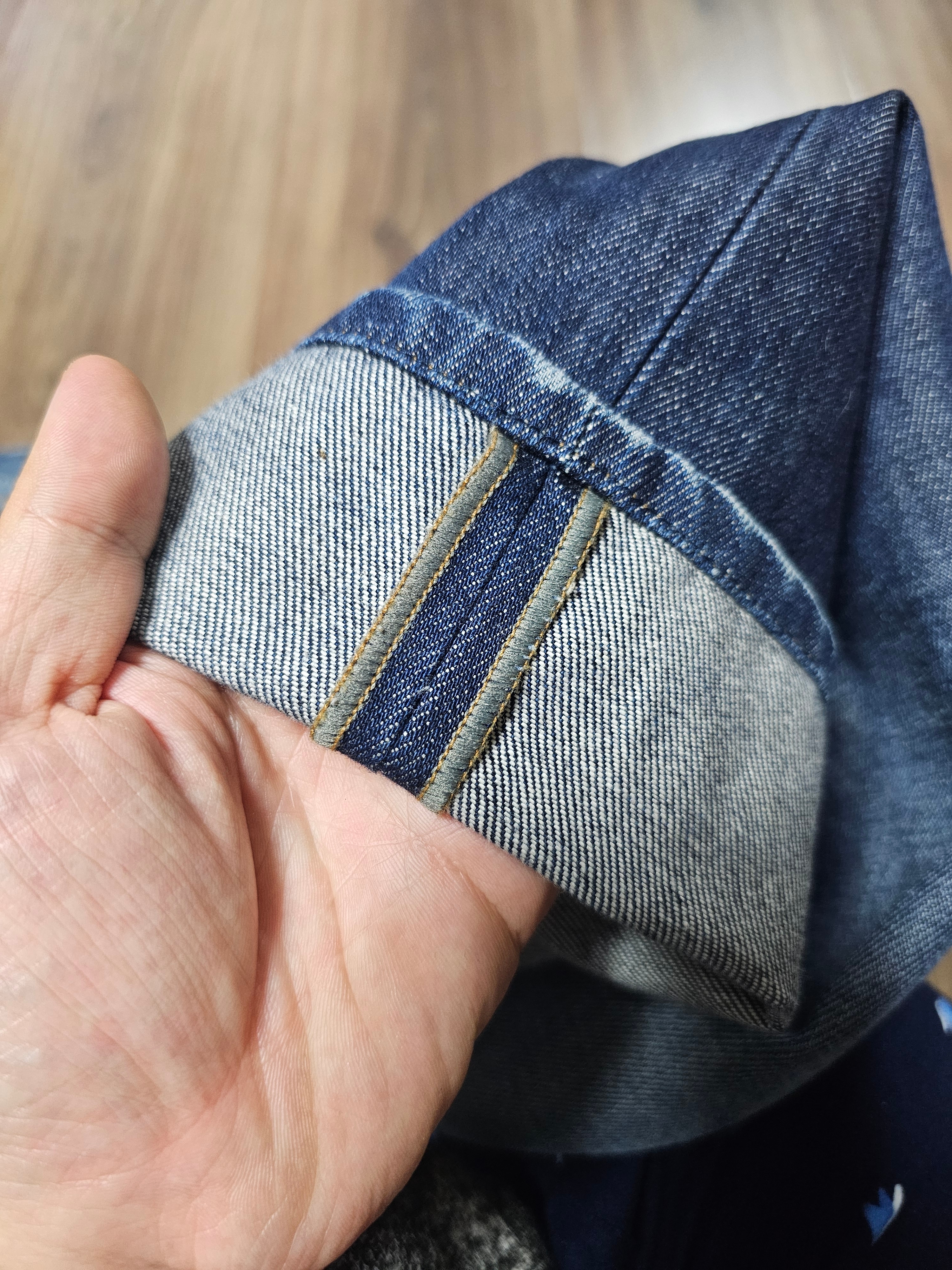 Diesel 1985 Larkee 009zs Regular Jeans Dark Blue 착용 스타일 - 3