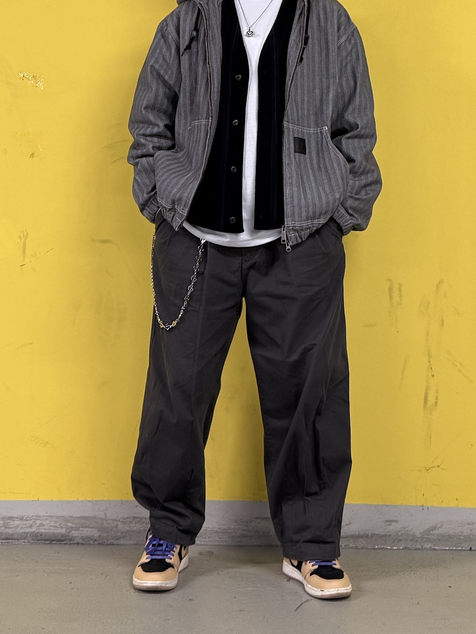 Palace x Vivienne Westwood Orb Pendant Silver - 24FW, Uniqlo x Needles Fleece Oversized Cardigan Black - KR 착용 스타일