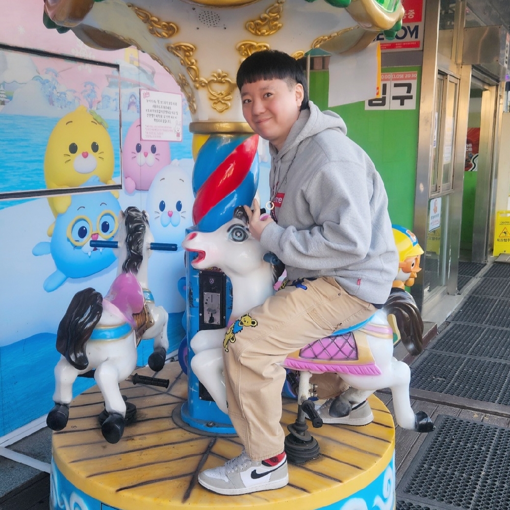 KREAM 프로필 이미지