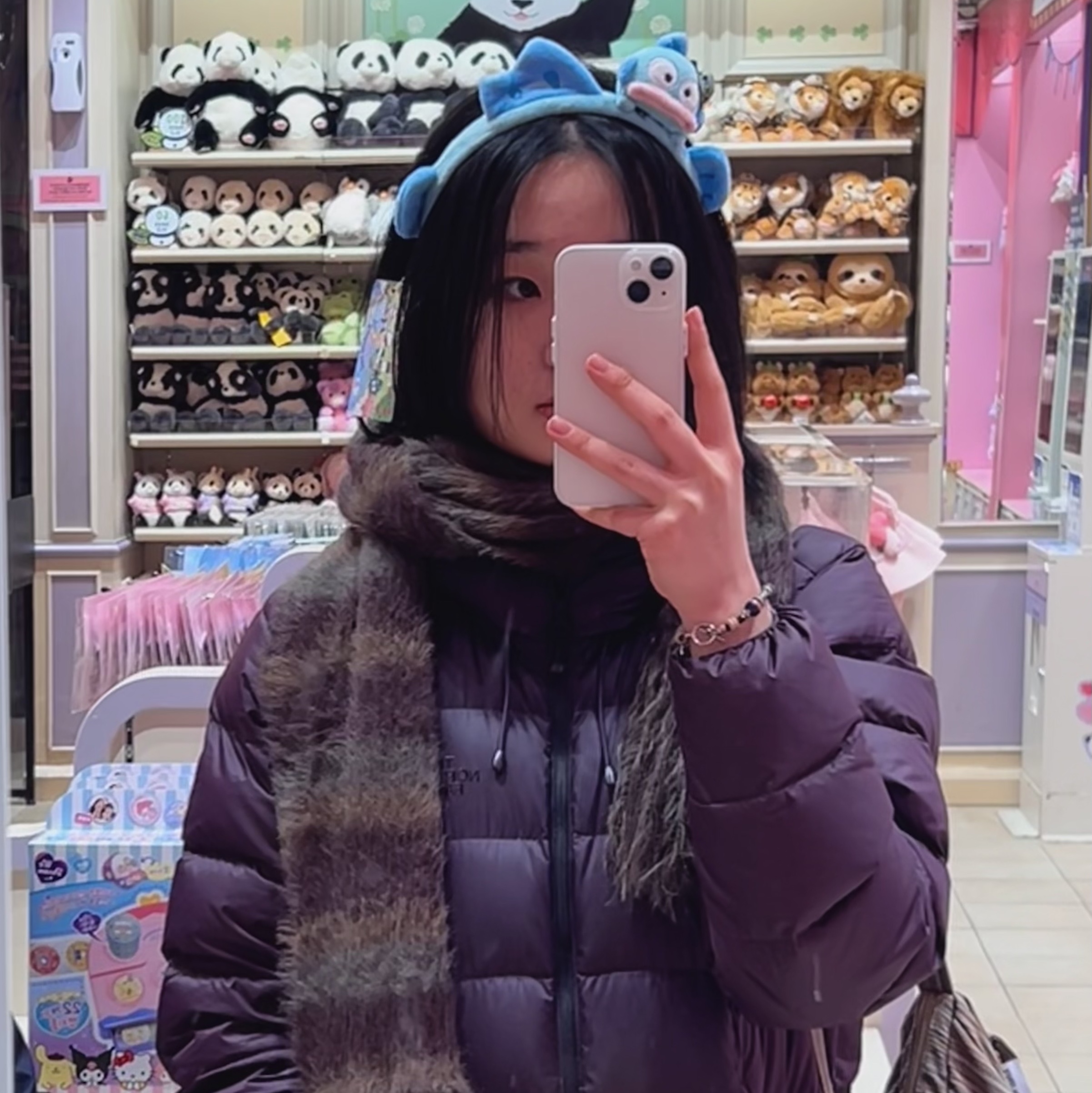 The North Face Ruta Down Jacket Rds Deep Violet - 25FW, Dr. Martens 1461 Smooth Black 착용 스타일 - 3