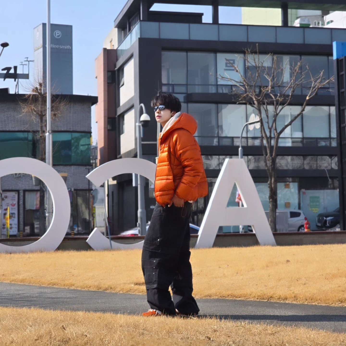 Nike Club Fleece Pullover Hoodie Light Khaki, New Balance Flying 77 Superlight Hooded Goose Down Jacket Orange 착용 스타일 - 3