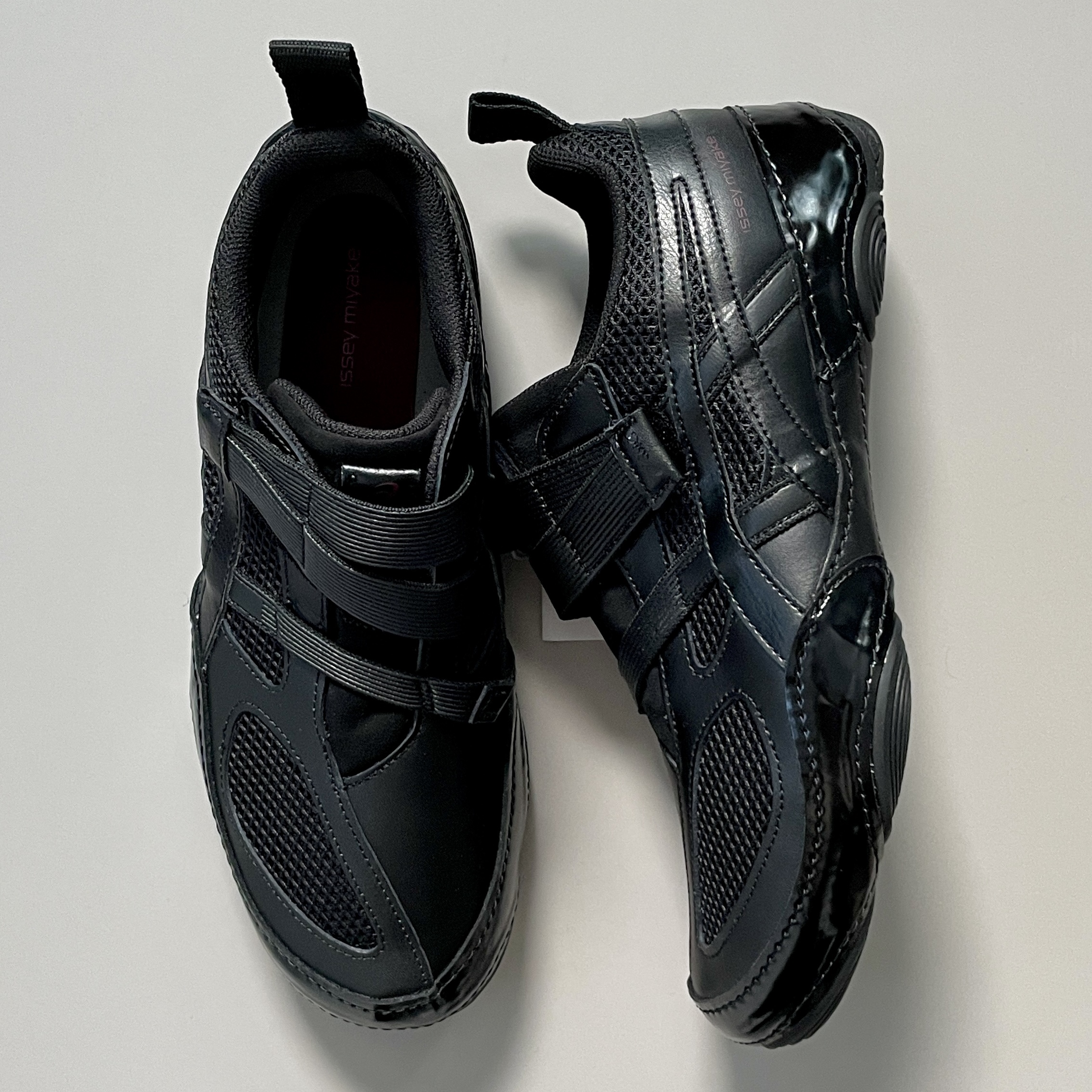 Asics x Issey Miyake Hyper Taping Black 착용 스타일