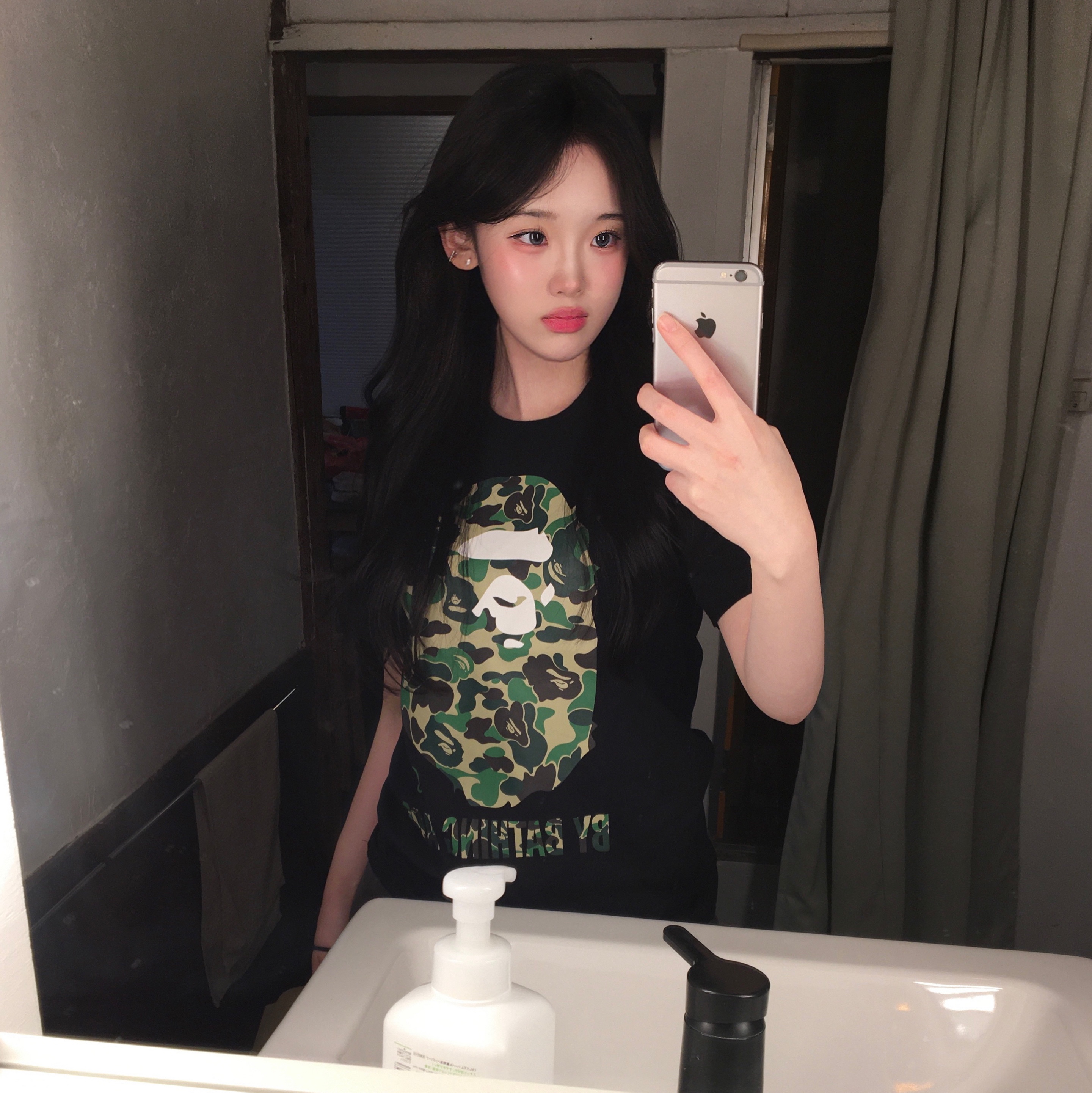 BAPE ABC Camo By Bathing Ape T-Shirt Black Green, BAPE ABC Camo By Bathing Ape T-Shirt Black Green 착용 스타일 - 2