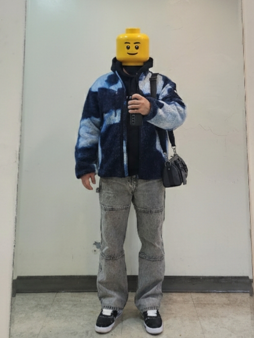 Supreme x The North Face Bleached Denim Print Fleece Jacket Indigo - 21FW, Nike x Peaceminusone Air Force 1 Low Para-Noise 3.0 Black and Multicolor 착용 스타일