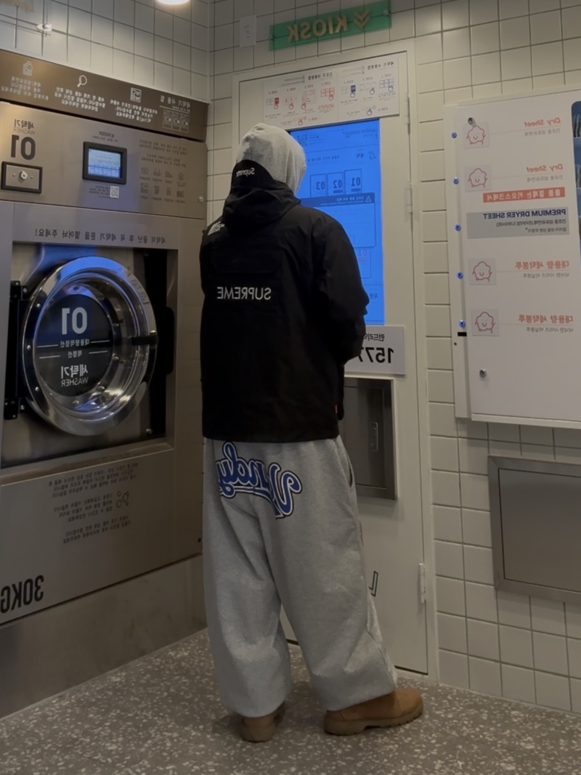 Protocol Index x Vandy The Pink 3 Layered Sweatpants Melange Grey, Protocol Index Reconstructed Sweatshirts Zip Hoodie Melange Grey 착용 스타일 - 2