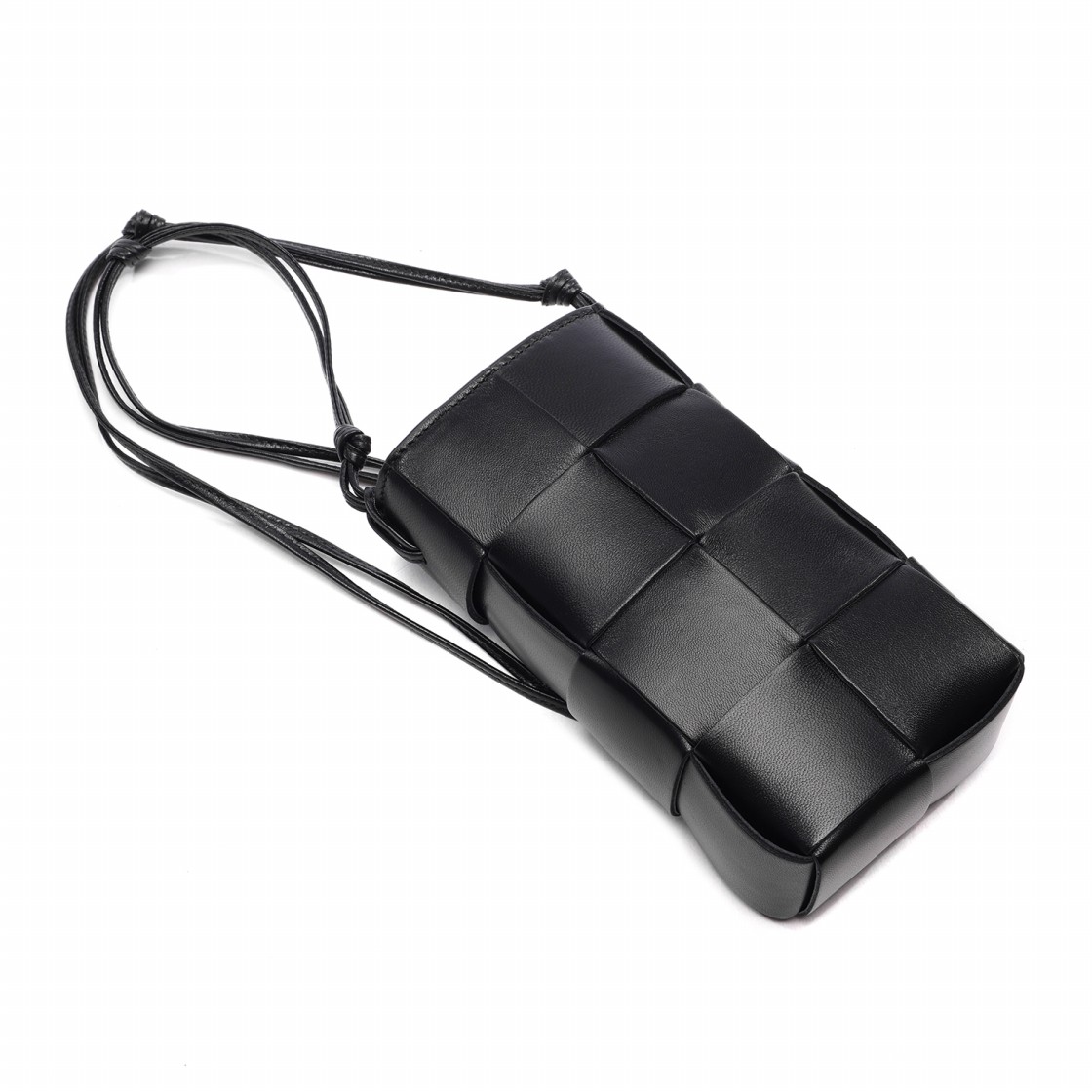 [25% 쿠폰] 보테가 베네타 미니 카세트 크로스바디백 블랙([25% 쿠폰] Bottega Veneta Mini Cassette Crossbody Bag Black) - 4