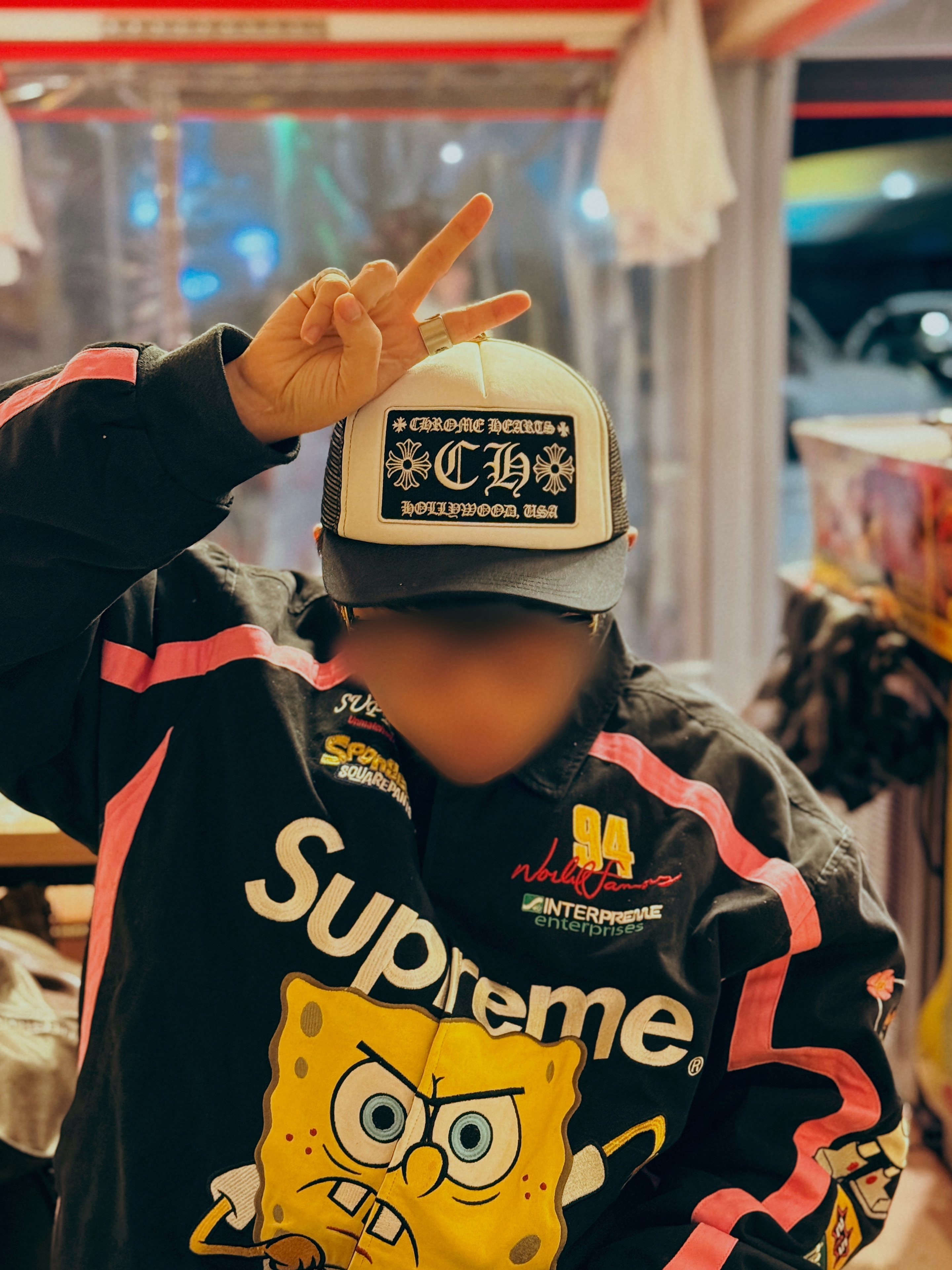 Chrome Hearts CH Hollywood Trucker Hat Black White, Supreme x SpongeBob SquarePants Jeff Hamilton Racing Jacket Black - 25SS 착용 스타일