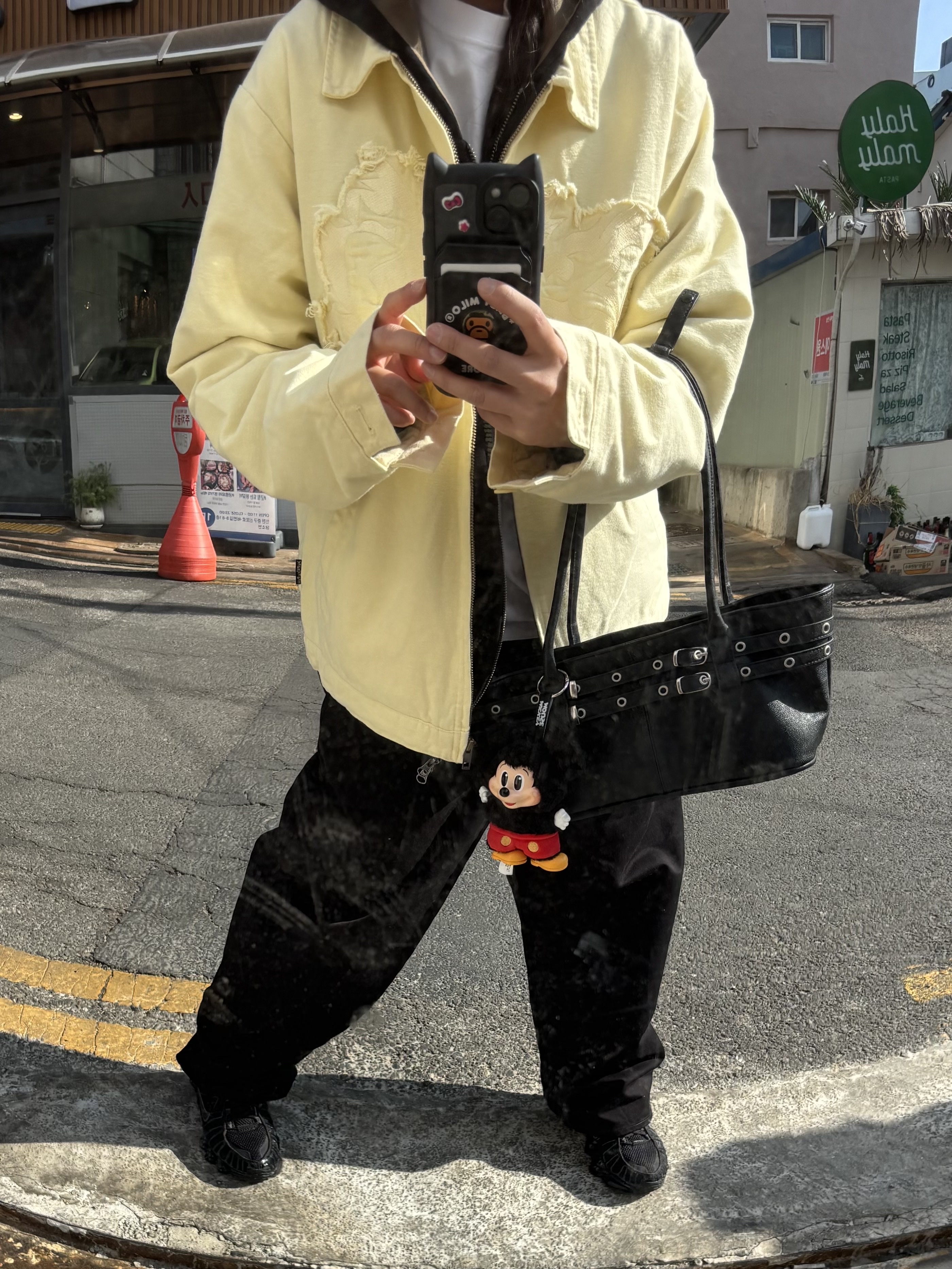 Stussy Exposed Stitch Skullcap Black, (W) Nike Shox TL Black and Max Orange 착용 스타일 - 2