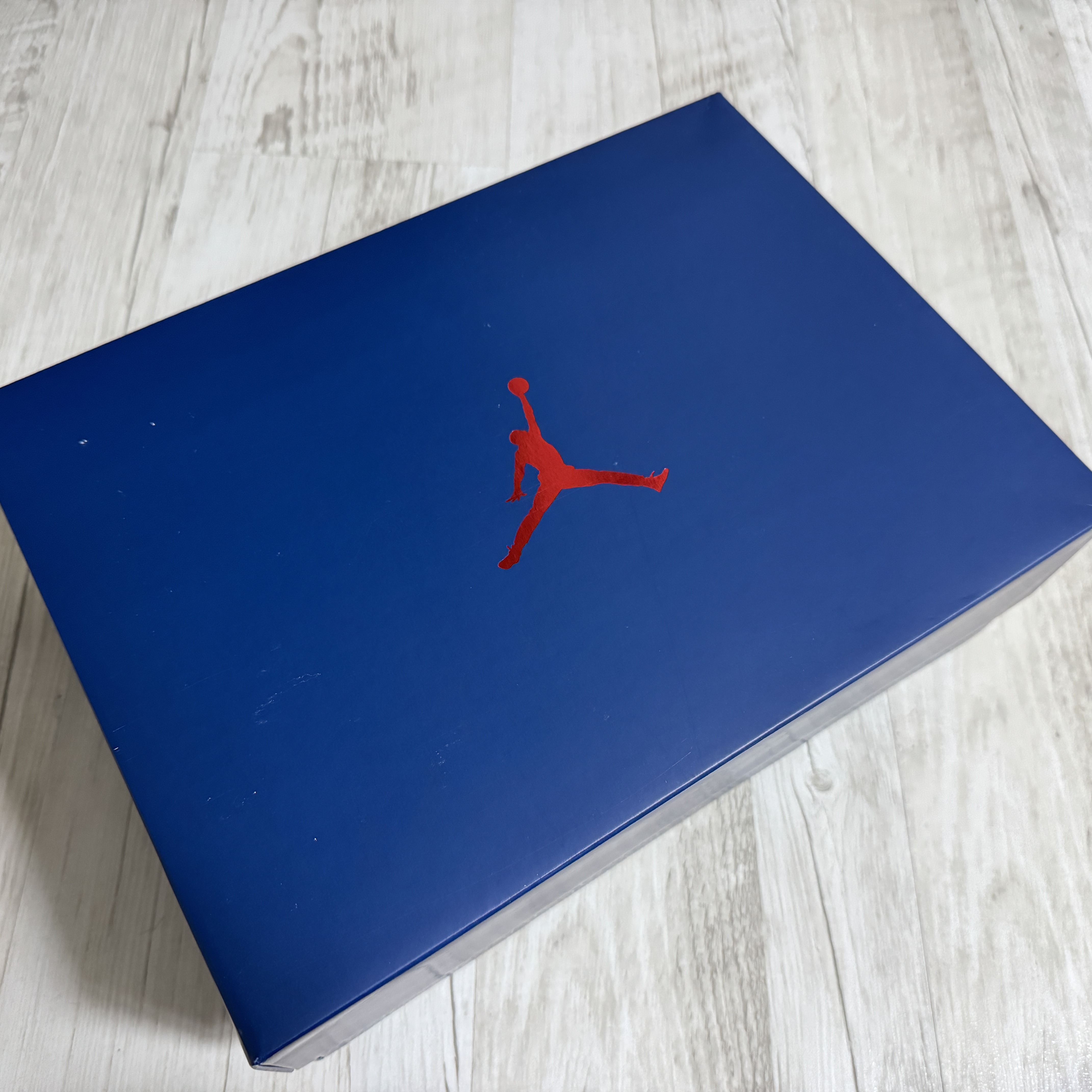 Jordan 3 x Levi’s Indigo and Gym Red 착용 스타일 - 3