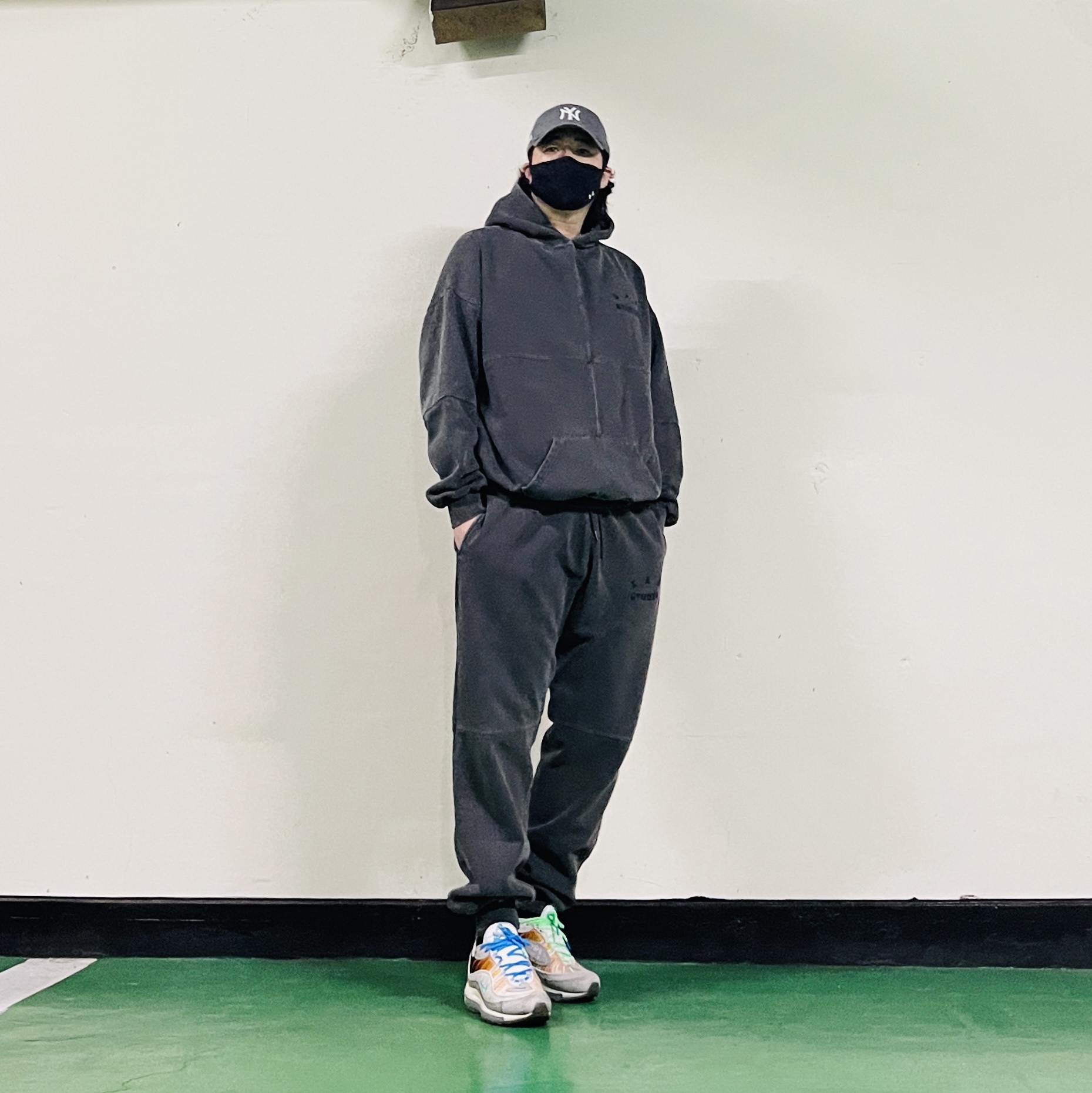 Nike Air Max 98 La Mezcla, IAB Studio Blocked Pigment Hoodie Black 착용 스타일 - 2