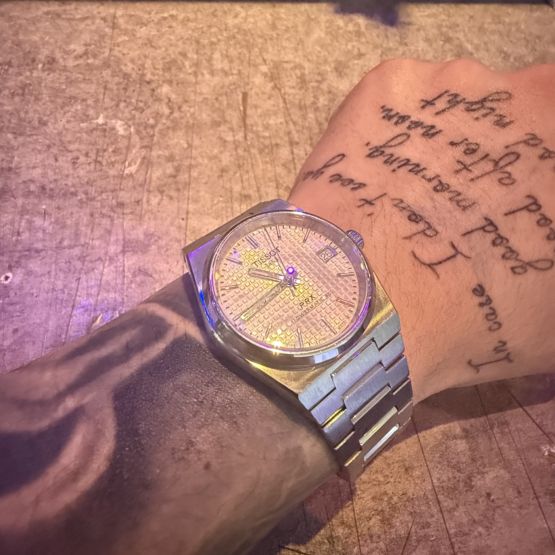 Tissot PRX Powermatic 80 35mm Steel Mother of Pearl 착용 스타일