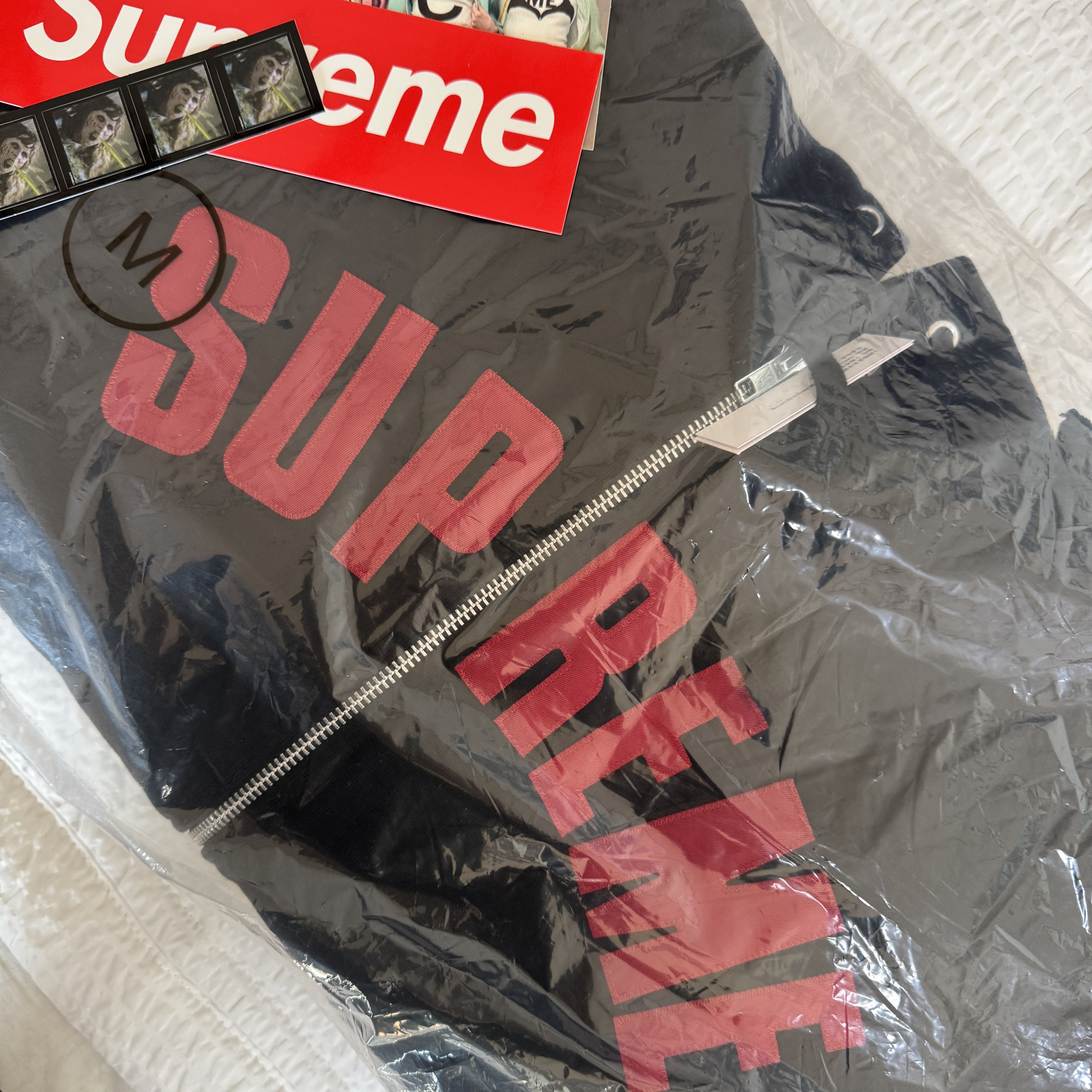 Supreme Arc Thermal Lined Zip Up Hooded Sweatshirt Black - 25FW 착용 스타일 - 2