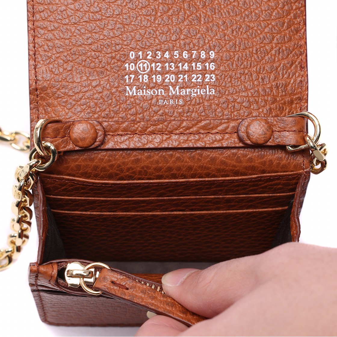 [15% 쿠폰] 메종 마르지엘라 스몰 레더 체인 지갑 브라운([15% 쿠폰] Maison Margiela Small Leather Chain Wallet Brown) - 5